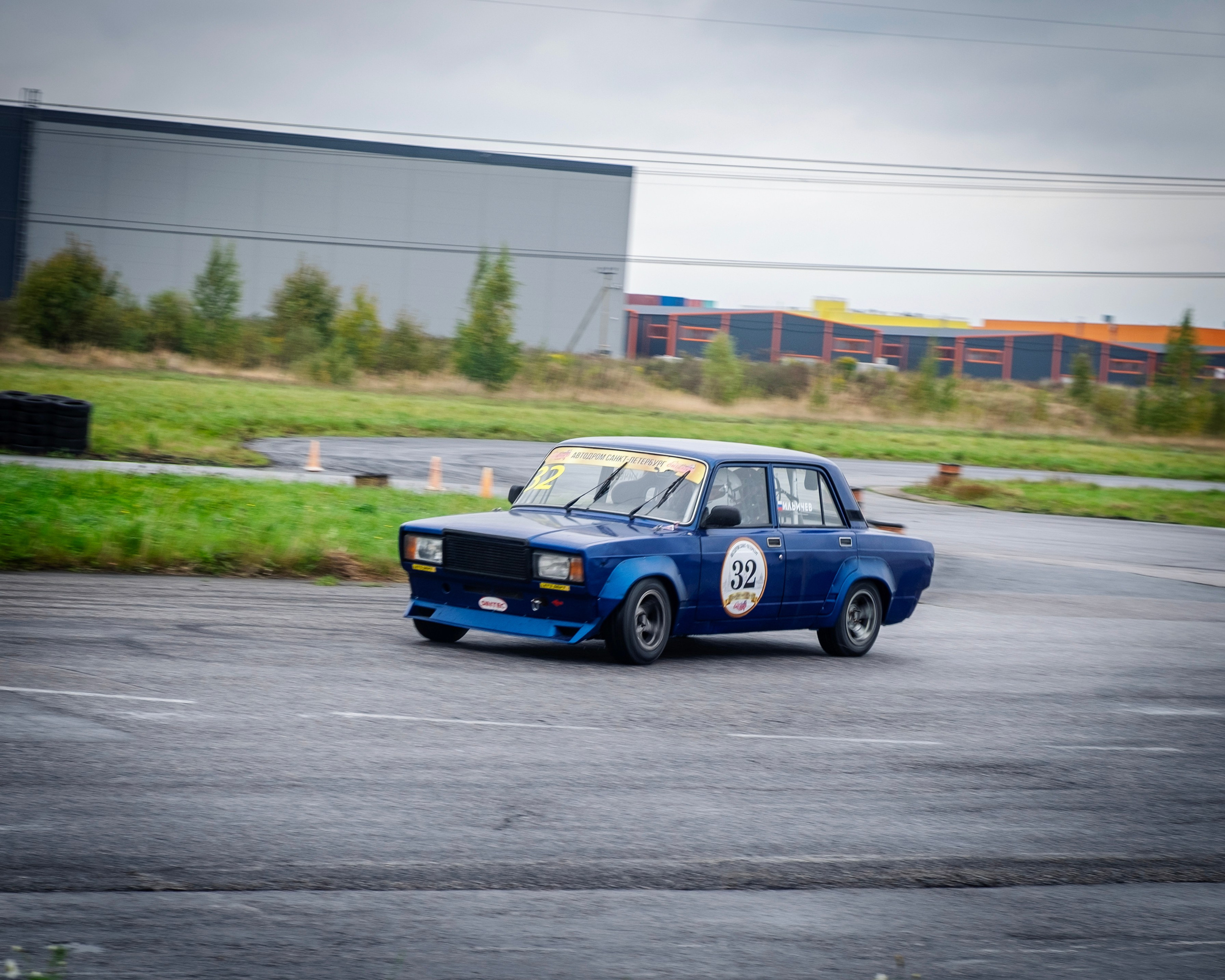 AUTODROM FEST 21.09.25. Автомобильные фотографии и рисунки в Санкт-Петербурги Пашков Дмитрий