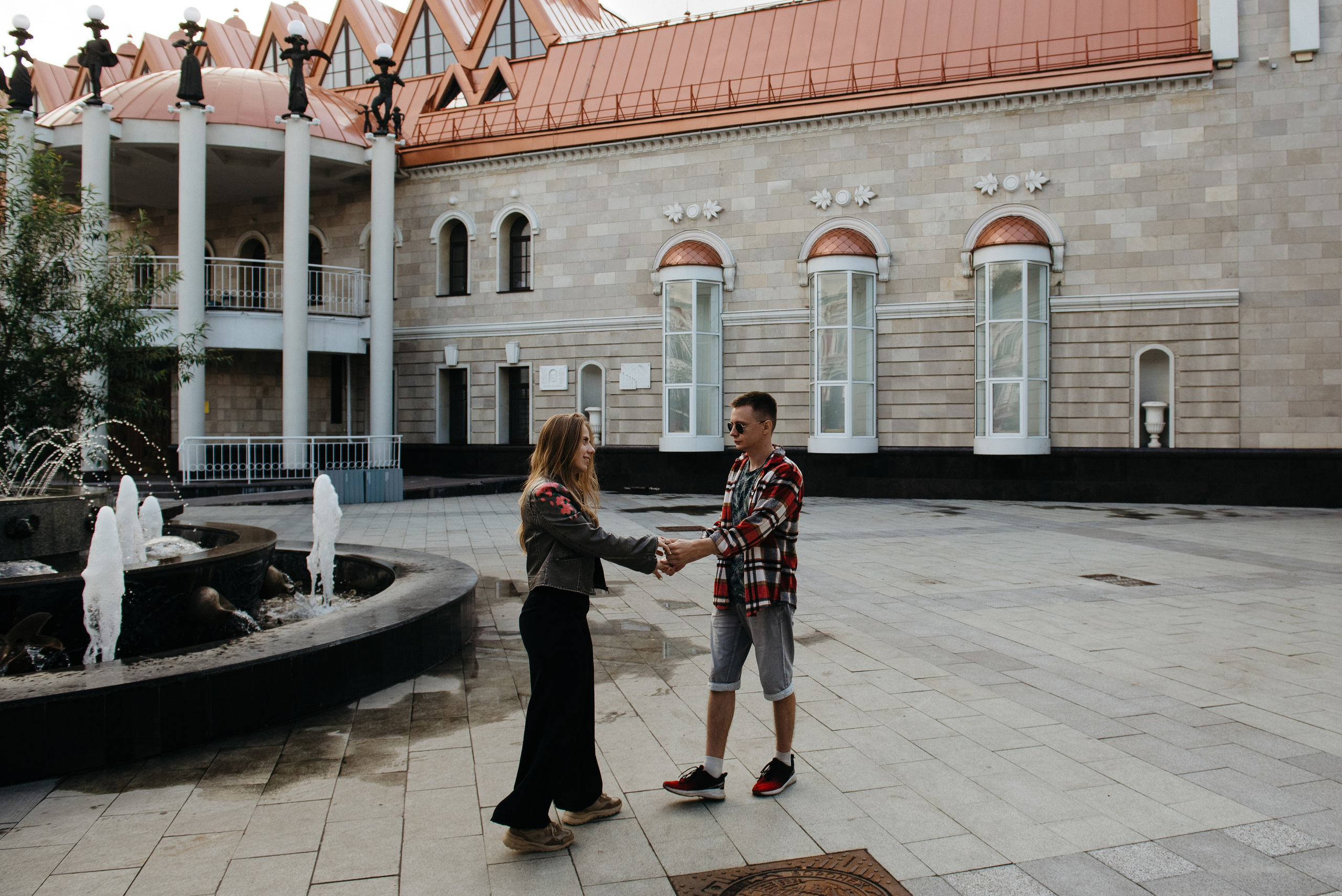 СЕМЕЙНАЯ ПРОГУЛКА ПО ВОРОНЕЖУ. Свадебный фотограф — фотограф на свадьбу в Воронеже — Свадебное фото