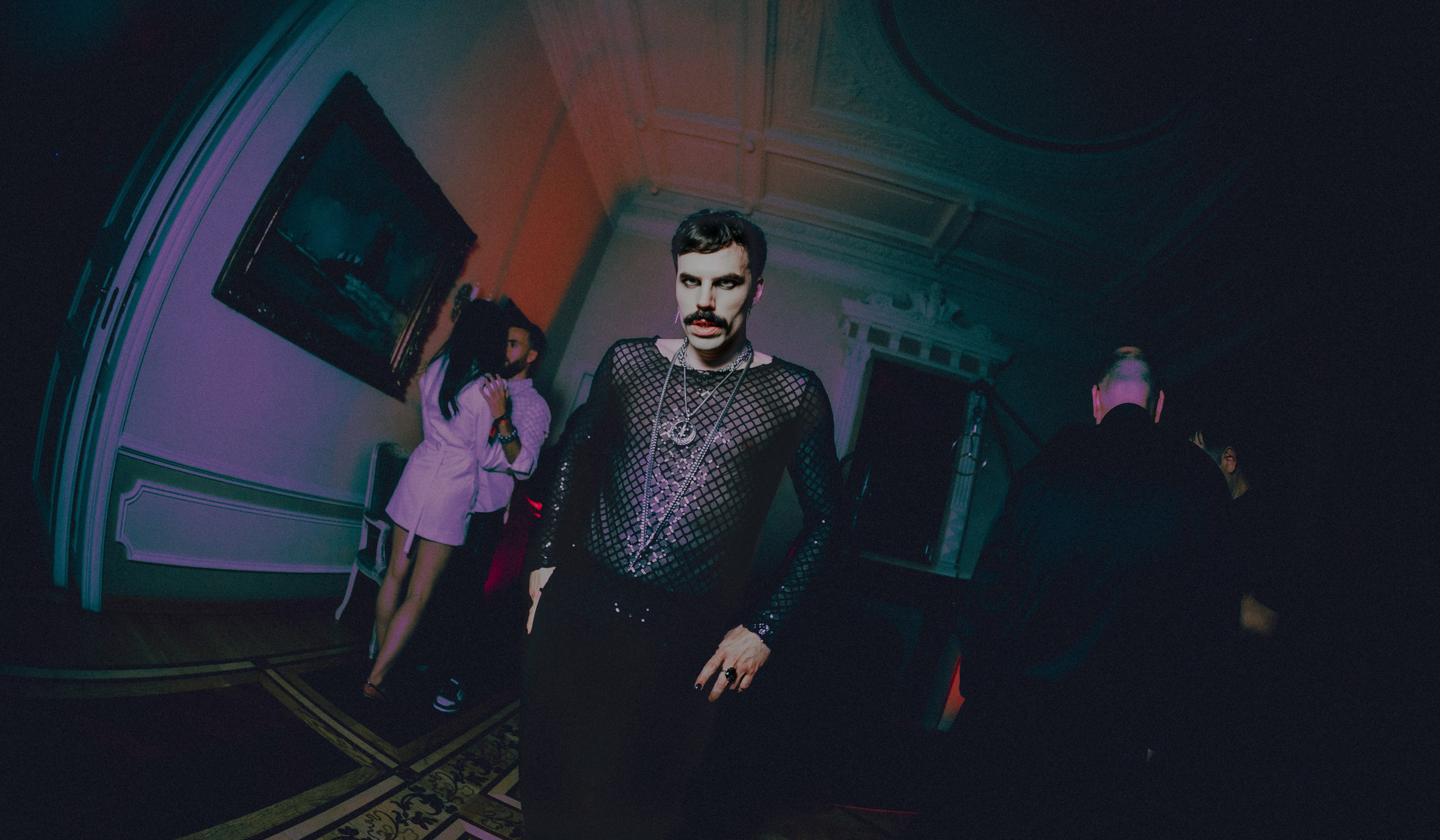 Савушкин — fashion и арт-фотограф в Санкт-Петербурге