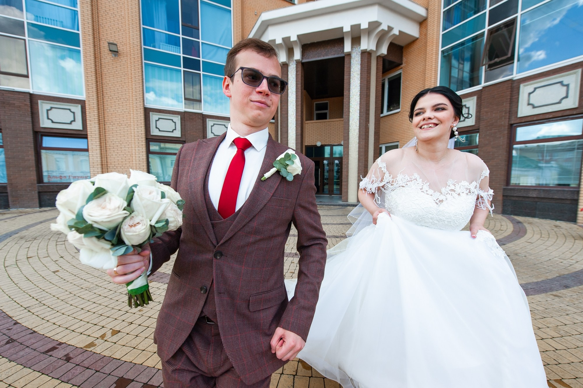 Центральная свадьба. Свадебный и семейный фотограф в Омске Мормулев Михаил