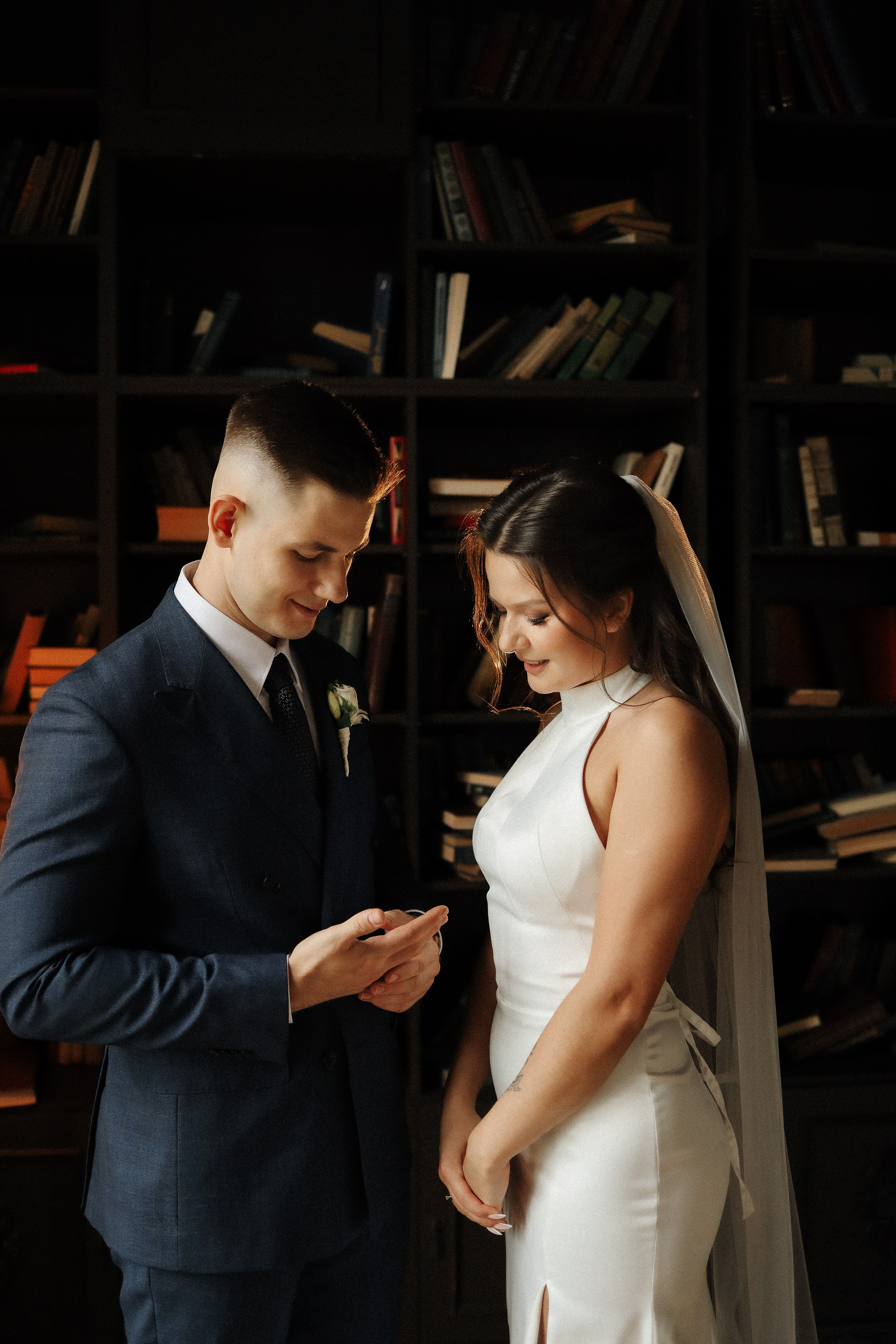 М. + В. Таганский загс, студийная лавстори. Семейный и lovestory фотограф в Москве Светлана Коняхина