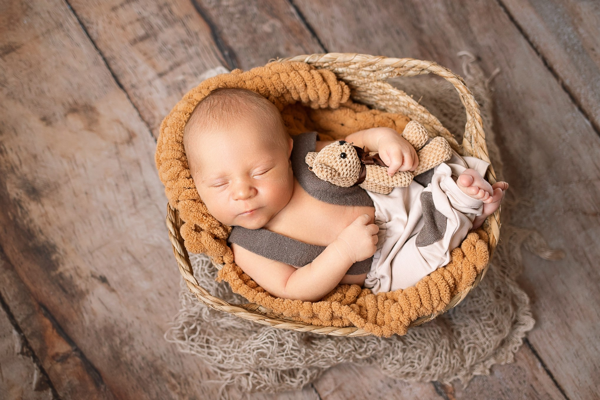 Фотосессия новорожденного. Фотограф новорожденных в Новосибирске