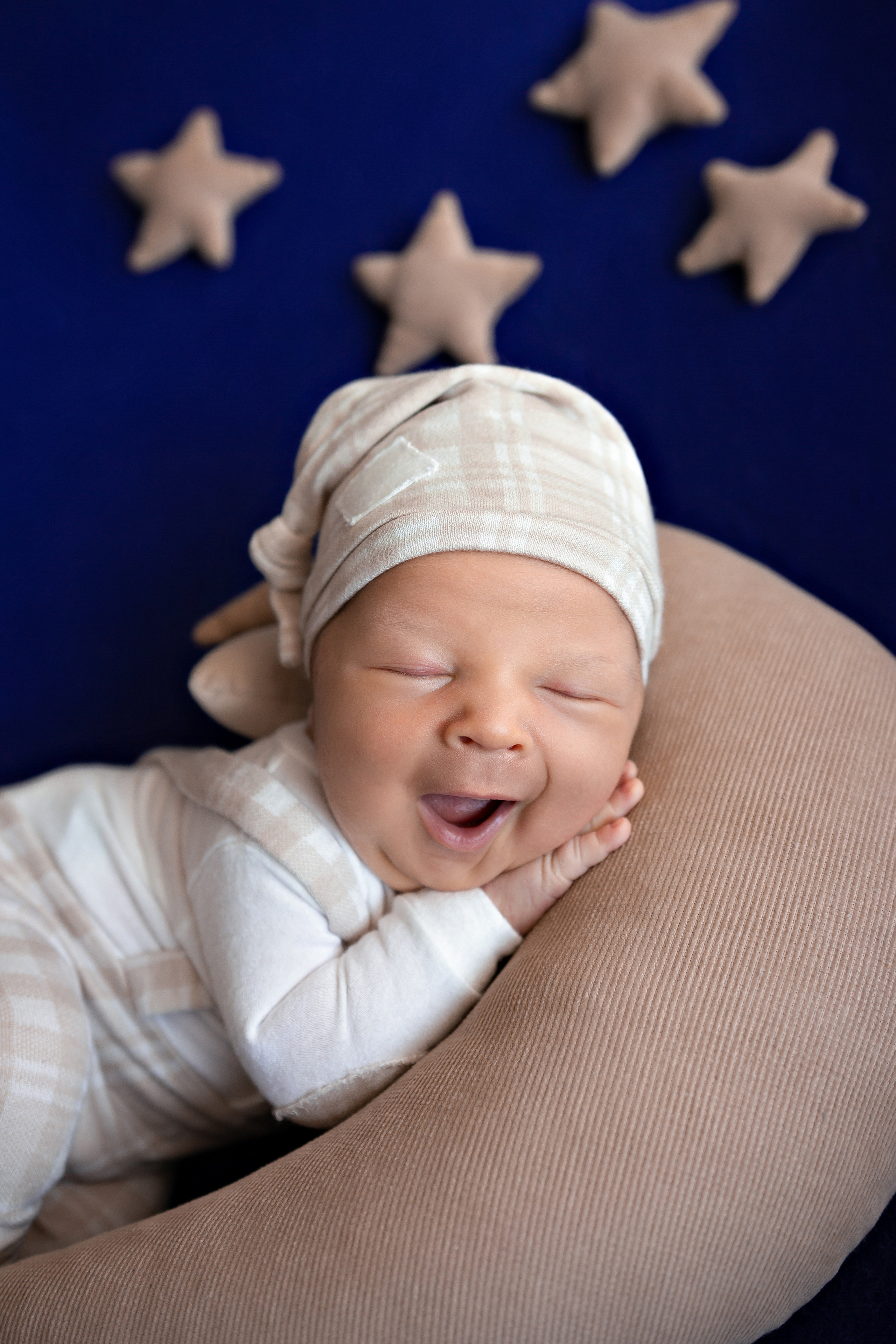 Лев, 8дн. Фотограф беременности и ньюборн в Ростове-на-Дону