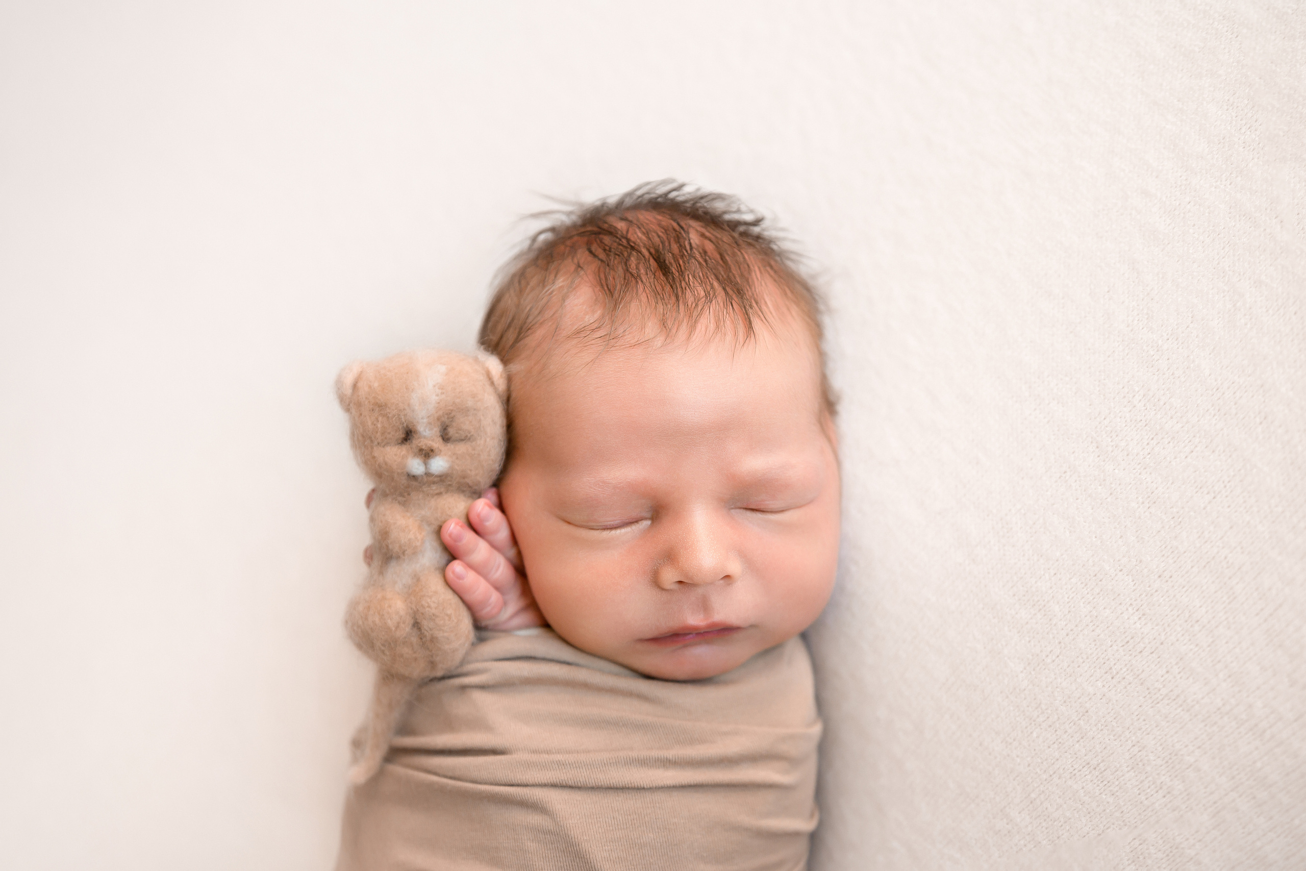 Лев, 8дн. Фотограф беременности и ньюборн в Ростове-на-Дону