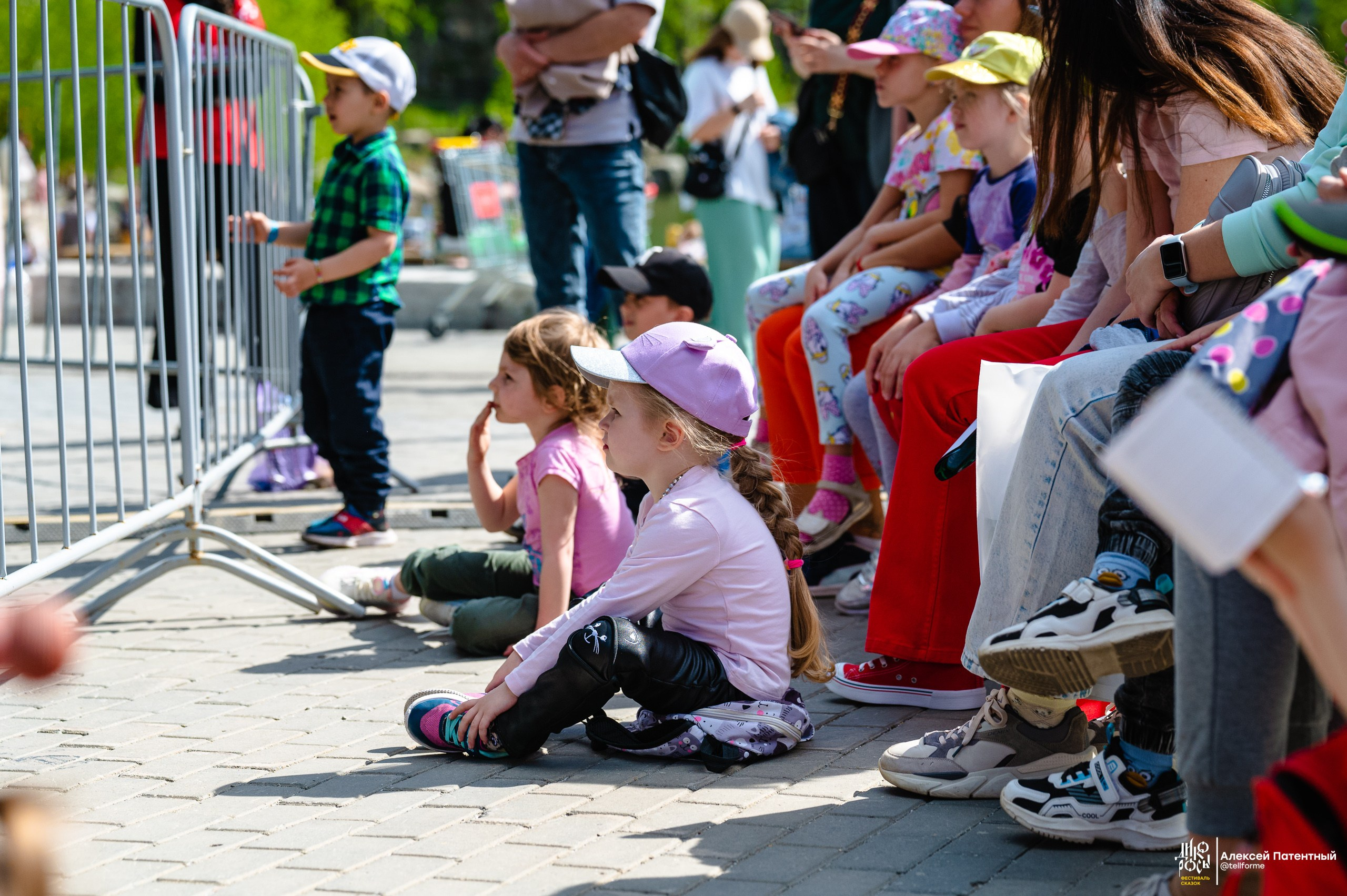 Фестиваль сказок Дикоросы. Екатеринбург. Май 2024. Репортажный и концертный фотограф Алексей Патентный в Екатеринбурге