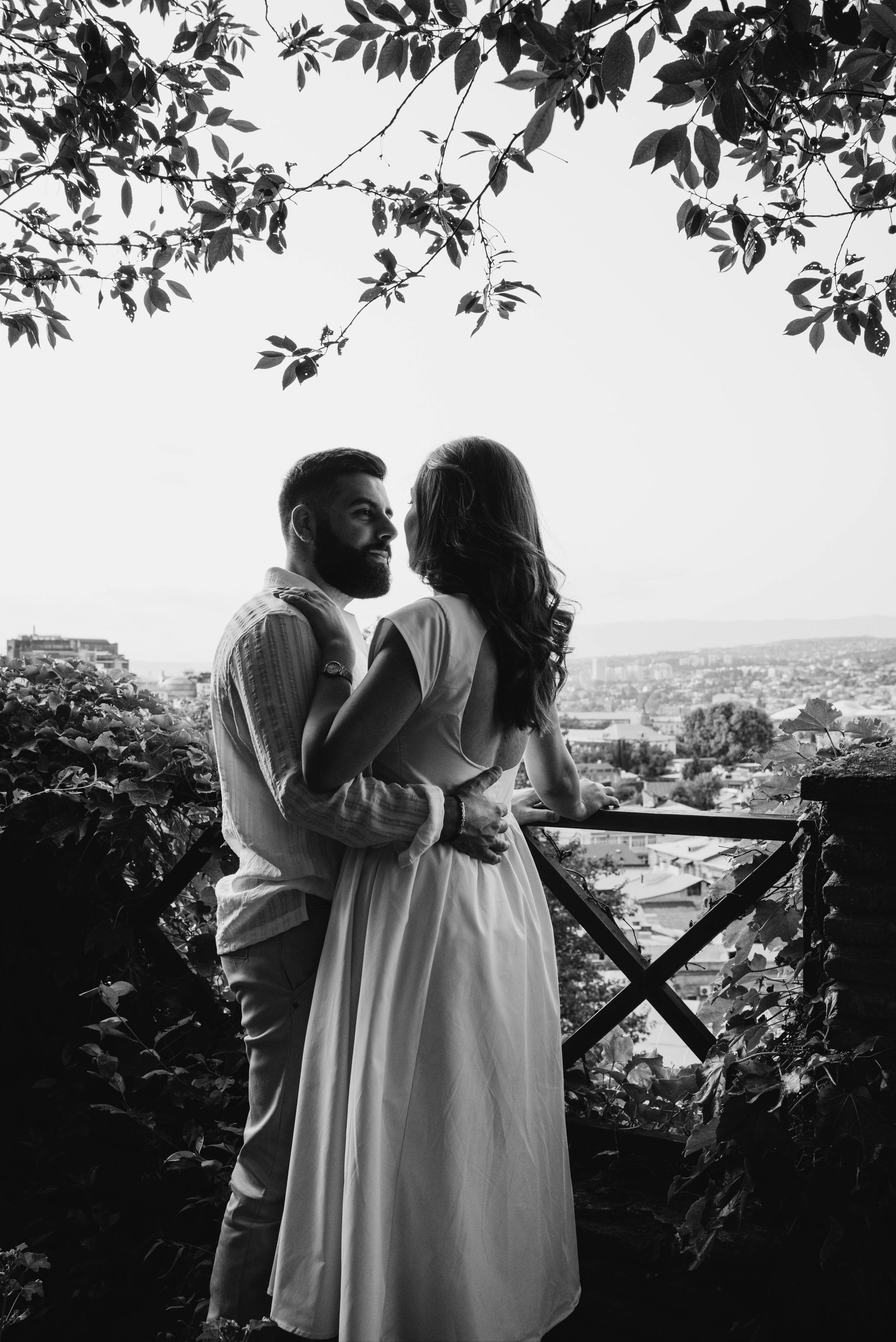 Летняя прогулка по старому городу. Портретный и свадебный фотограф в Тбилиси • xeniqo