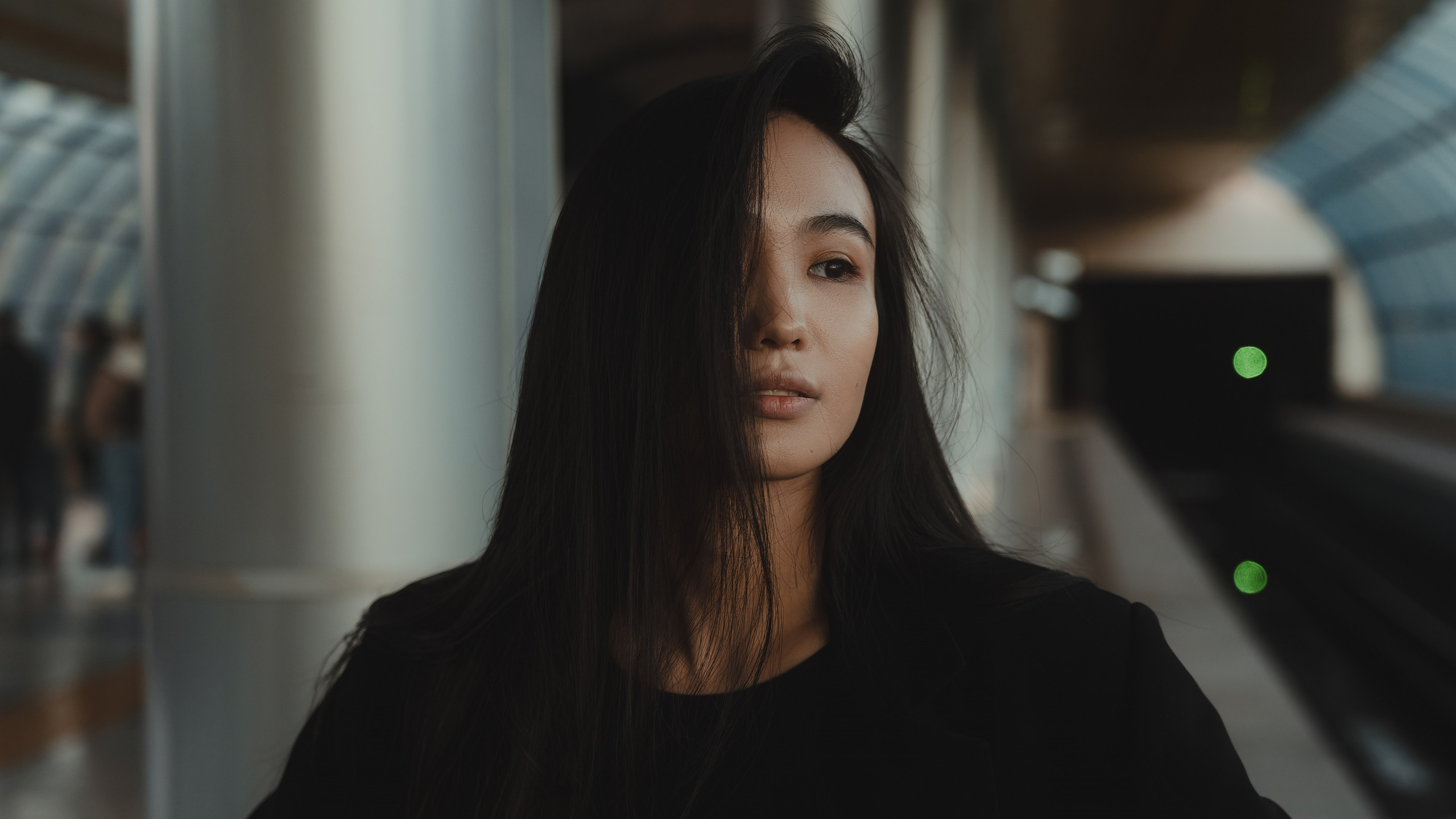 Outdoor Photoshoot with Kamilla in the City Center of Kazan — Anton Avanzato