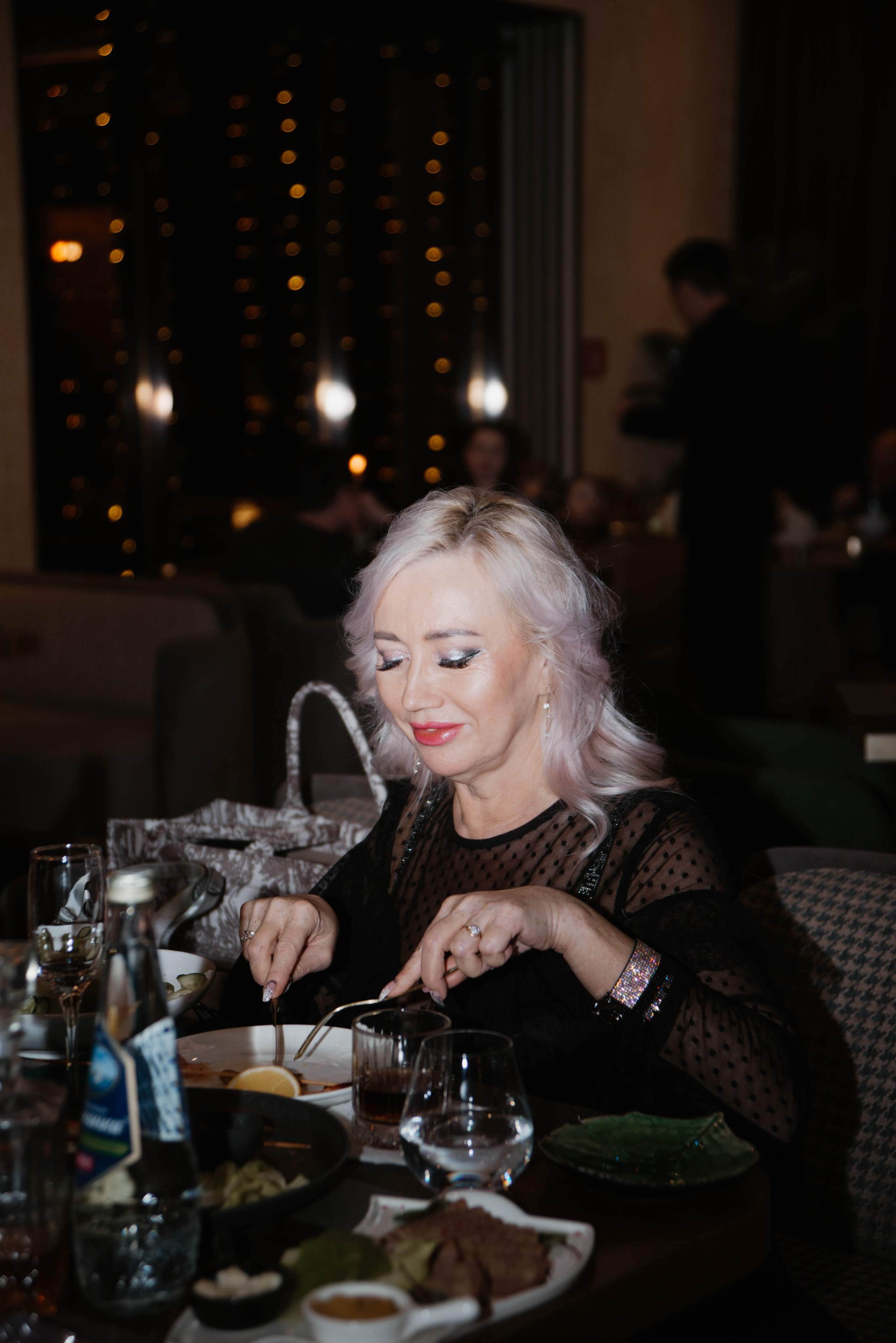 Праздник в стенах клубного пространства «Своя Среда». Ксения Glossa. Портретный и репортажный фотограф в Самаре