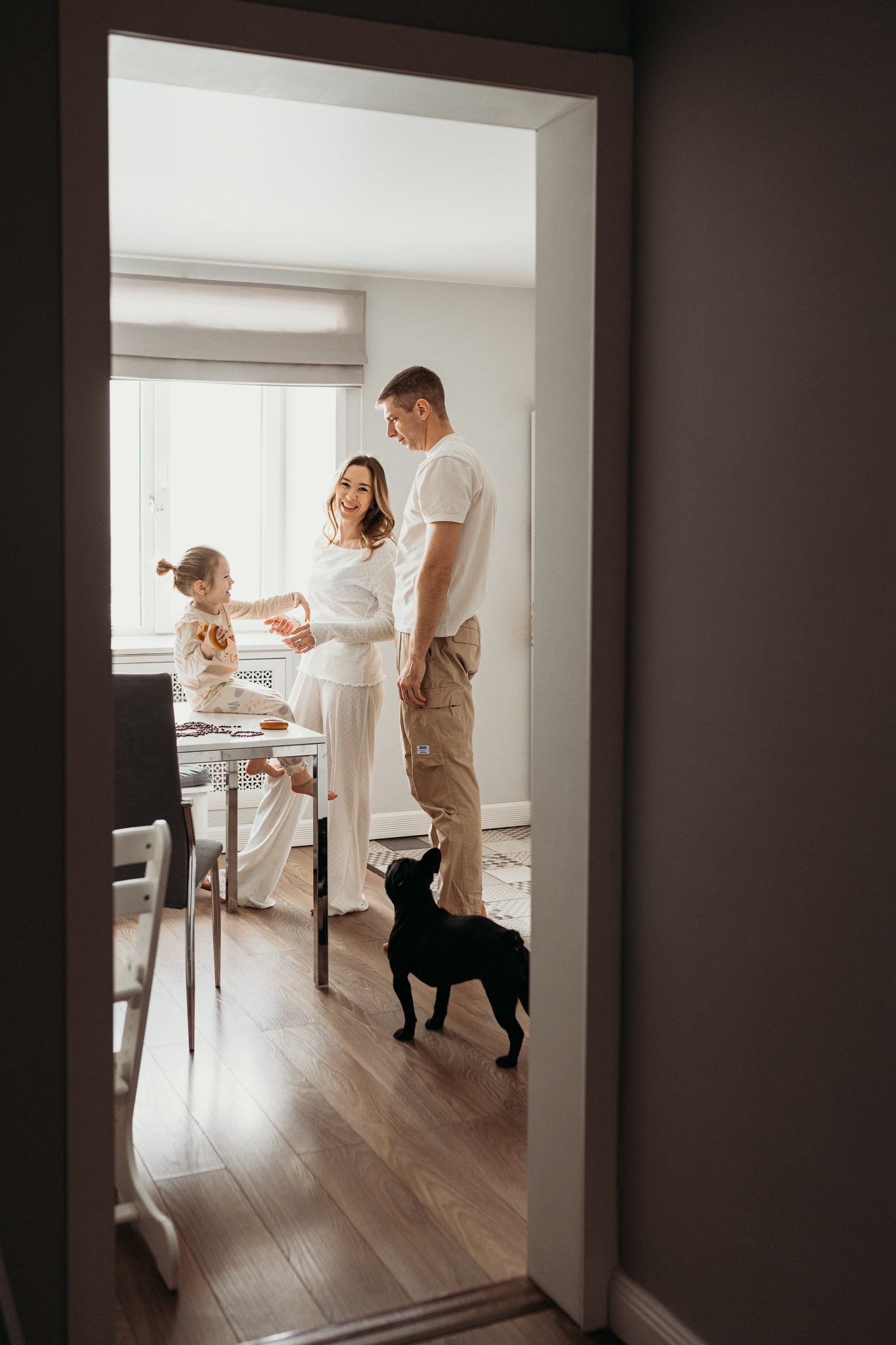 Настя, Рома и Николь дома. Семейный и детский фотограф в Новосибирске и Краснообске — Анна Ким