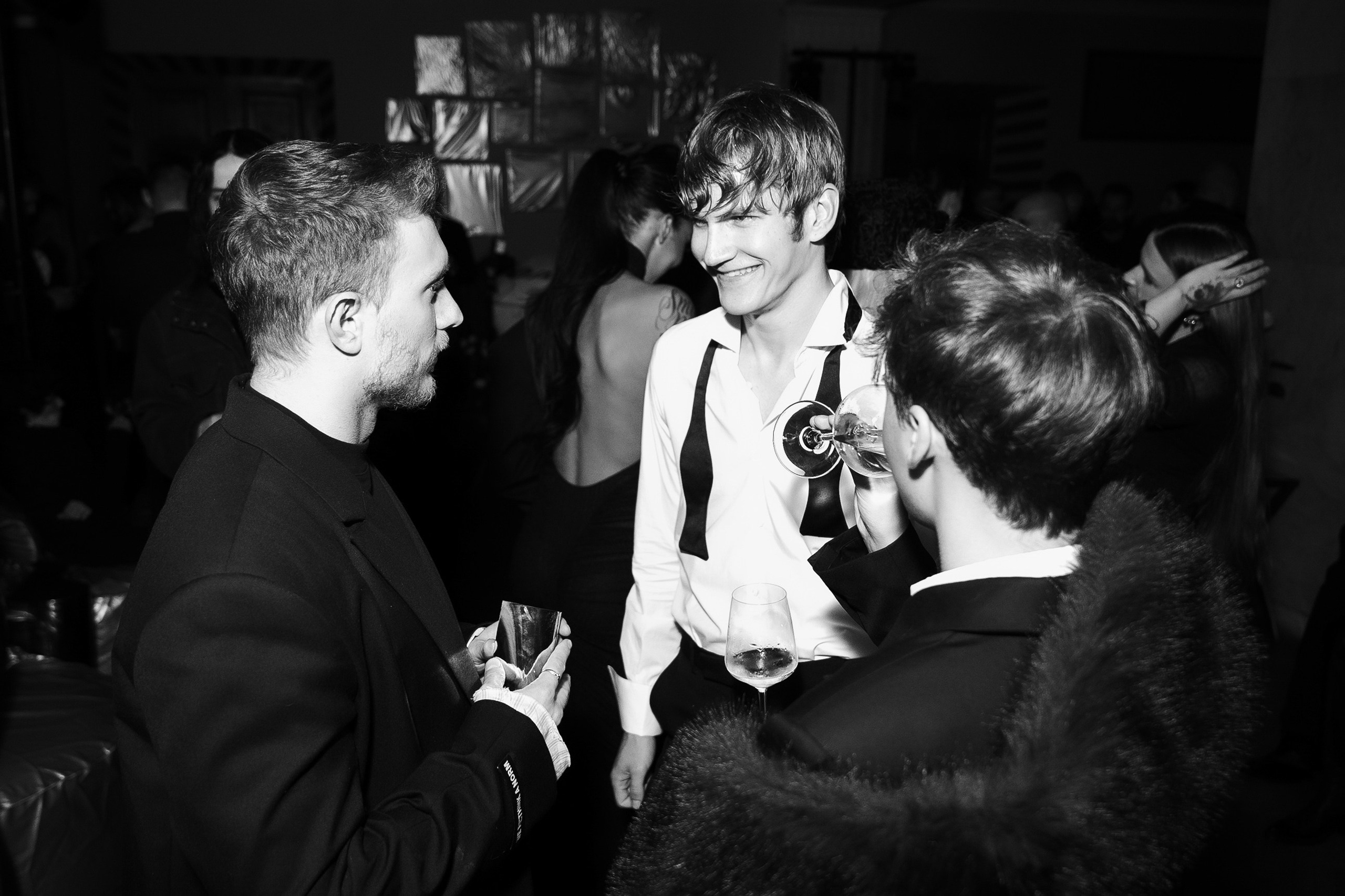 GOSHA KARTSEV Благотворительный бал