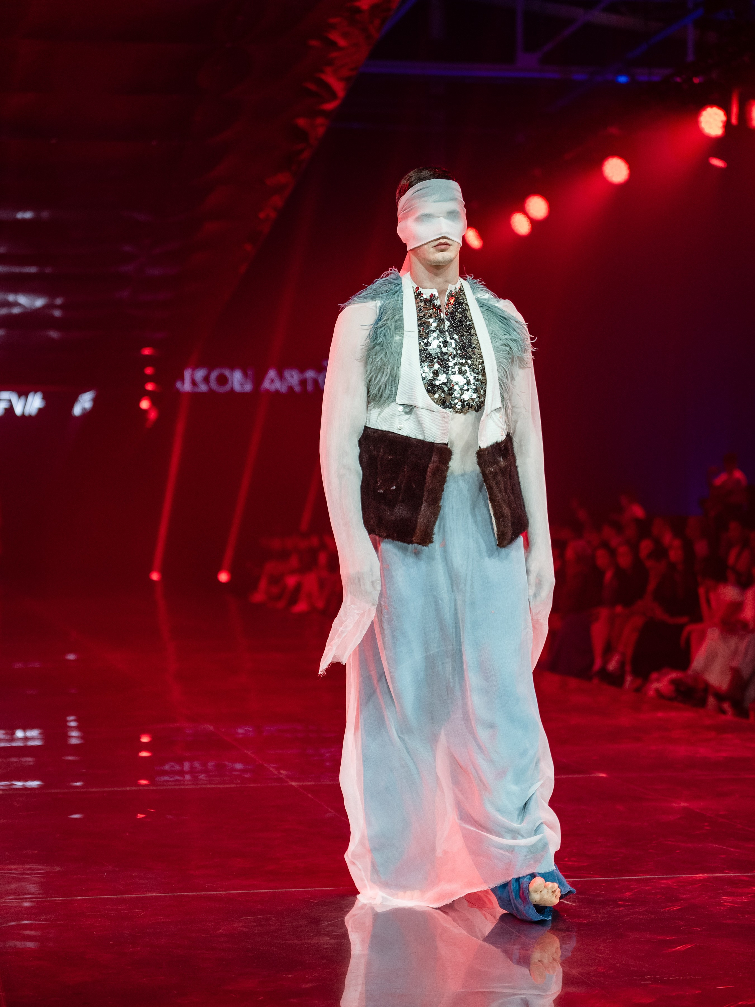 Visa Fashion week Maison Artc. Сайт Алматинского НЮ АРТ, будуар и фэшн фотографа Дениса Карпенко