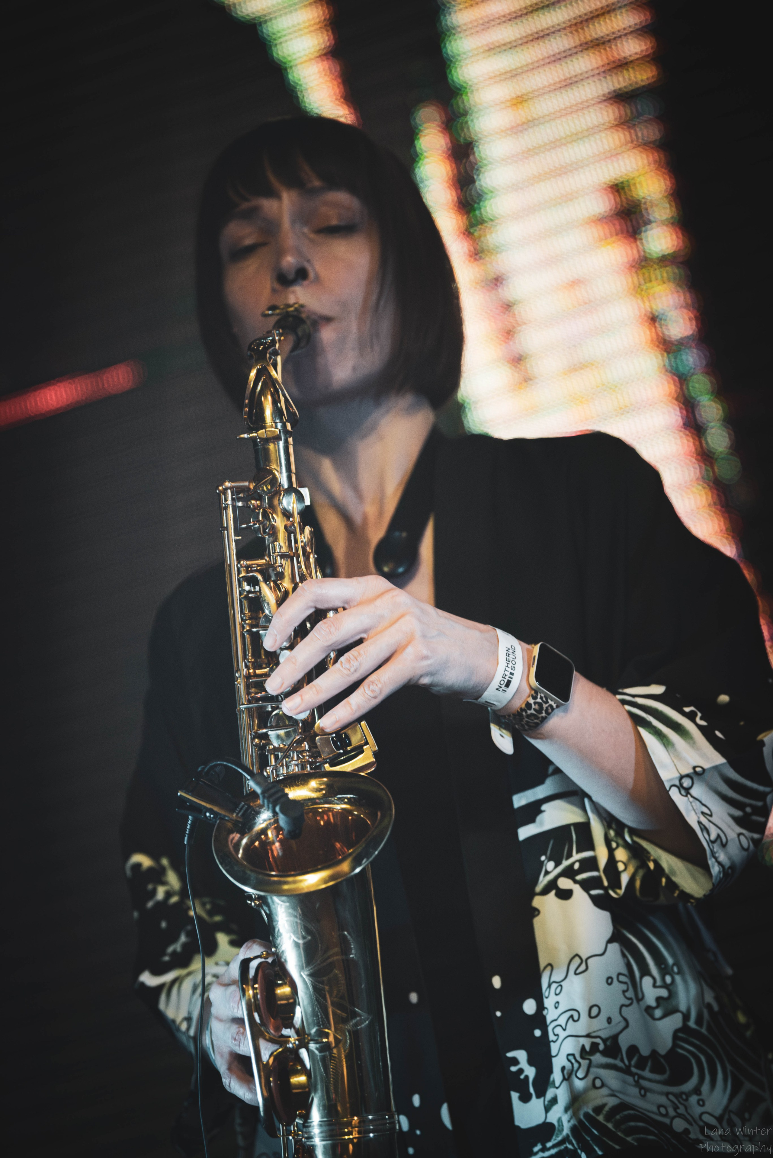 7000$ (29 июня 2025 года, Москва, клуб Урбан). Фотограф Светлана Блинова, Москва и Московская область