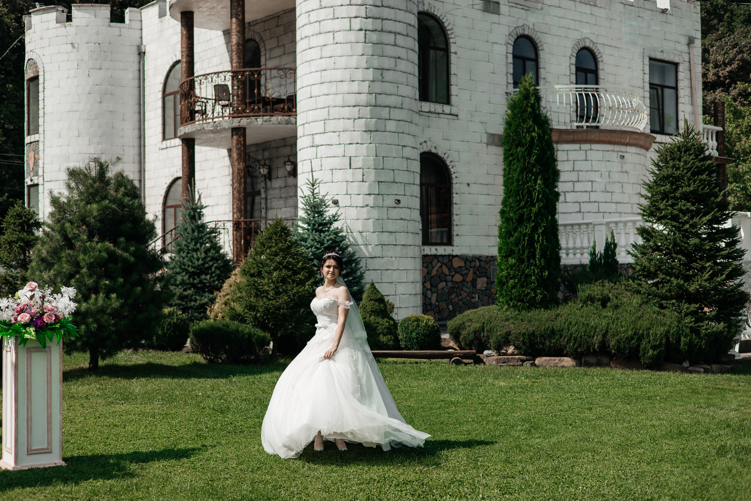 Максим и Светлана. Видеосьемка, фотосьемка свадеб, юбилеев, утренников в Краснодарском кр
