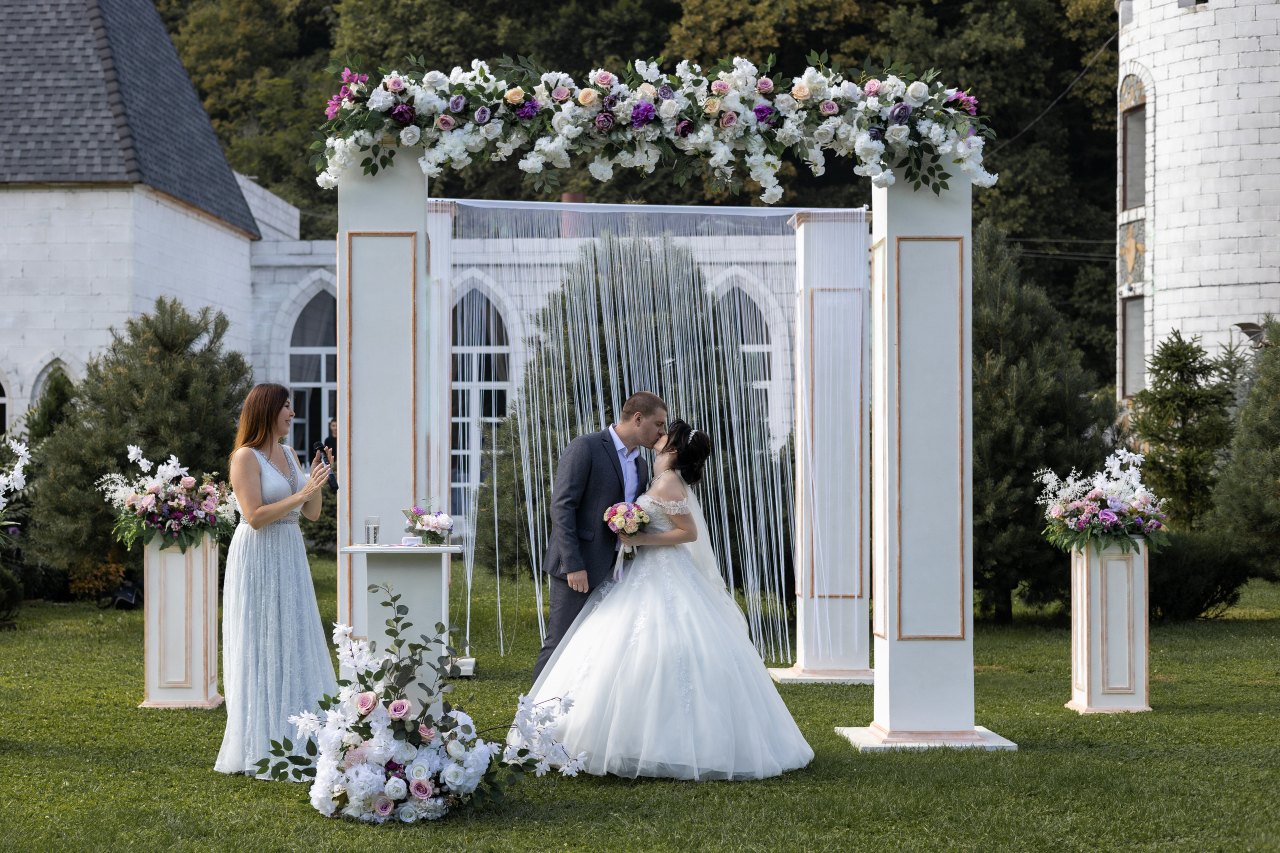 Максим и Светлана. Видеосьемка, фотосьемка свадеб, юбилеев, утренников в Краснодарском кр
