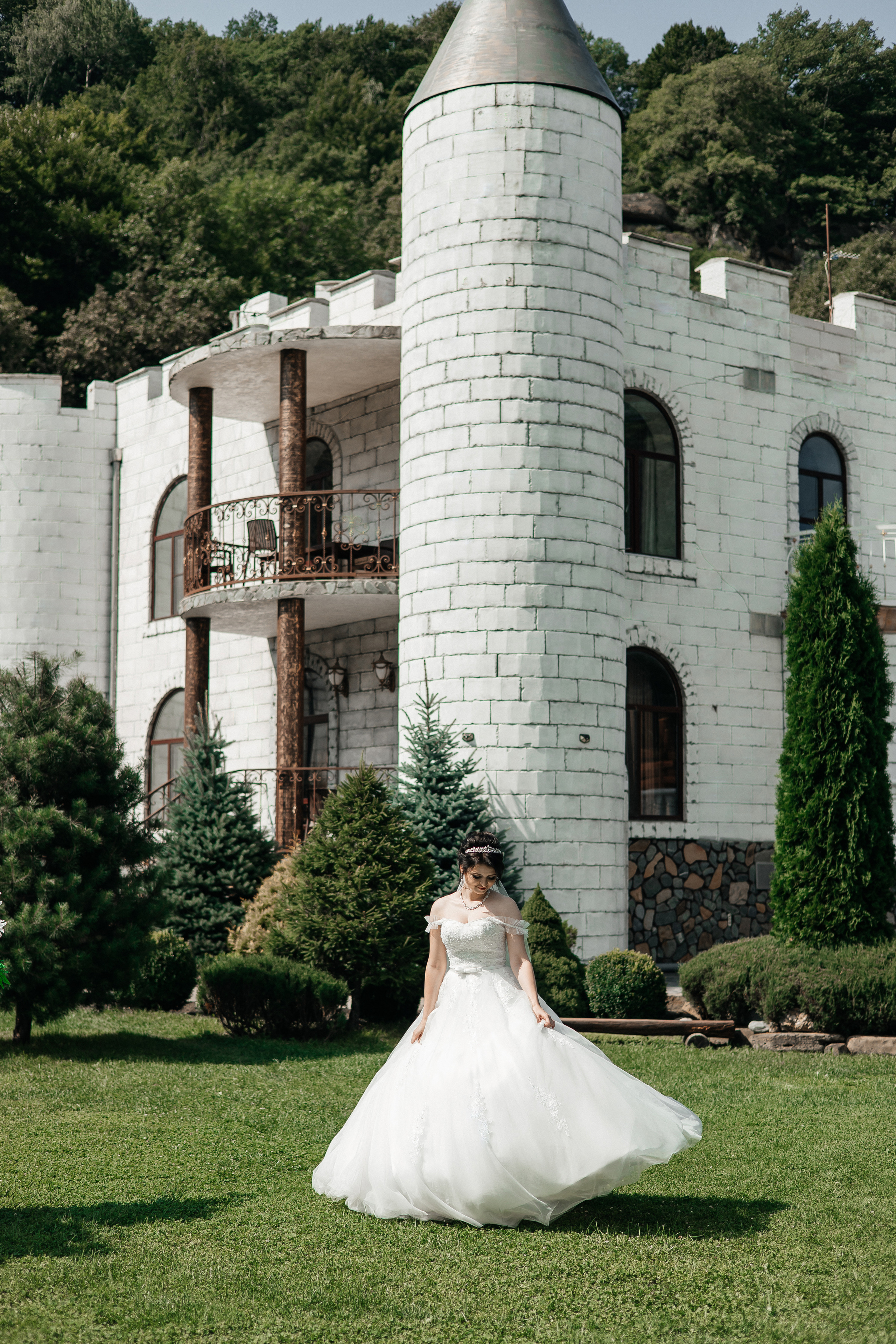 Максим и Светлана. Видеосьемка, фотосьемка свадеб, юбилеев, утренников в Краснодарском кр