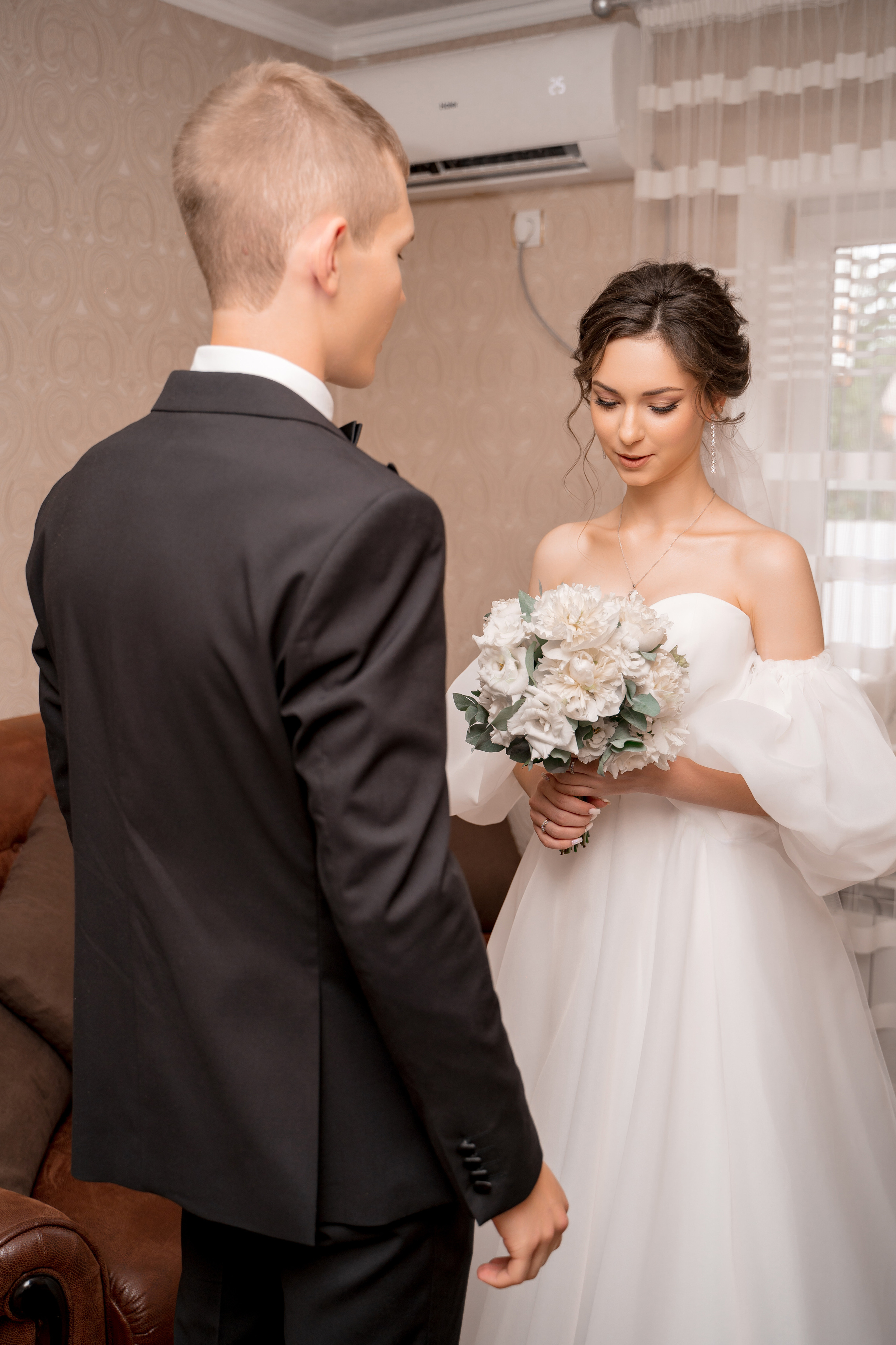 Максим и Каролина. Видеосьемка, фотосьемка свадеб, юбилеев, утренников в Краснодарском кр