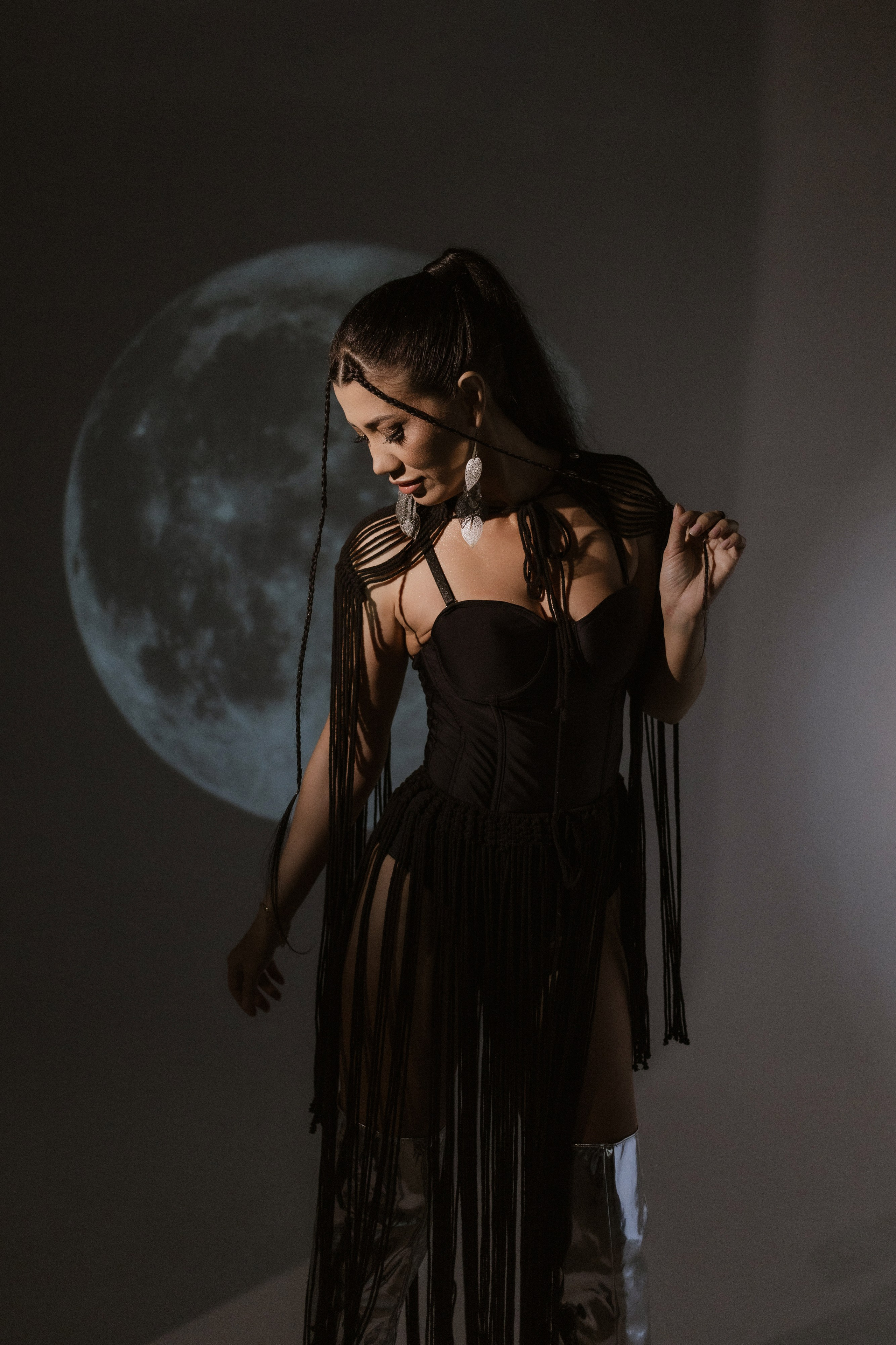 Фотосессия с луной в студии. Фотограф Евпатория Крым