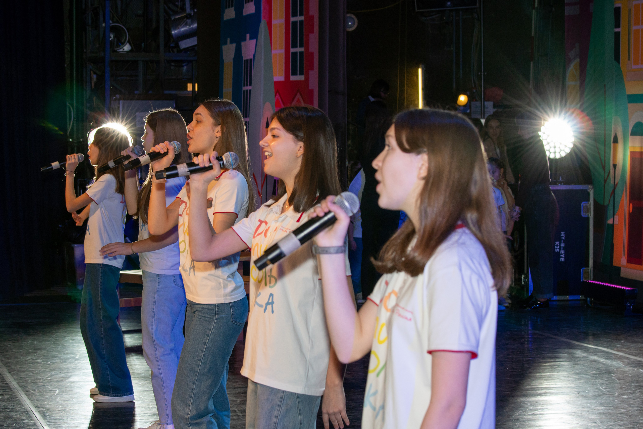 Съёмка концерта для Домисольки, большой концертный зал Космос. «Студия DRONAVT`s» — видеосъёмка и фотография г. Москва