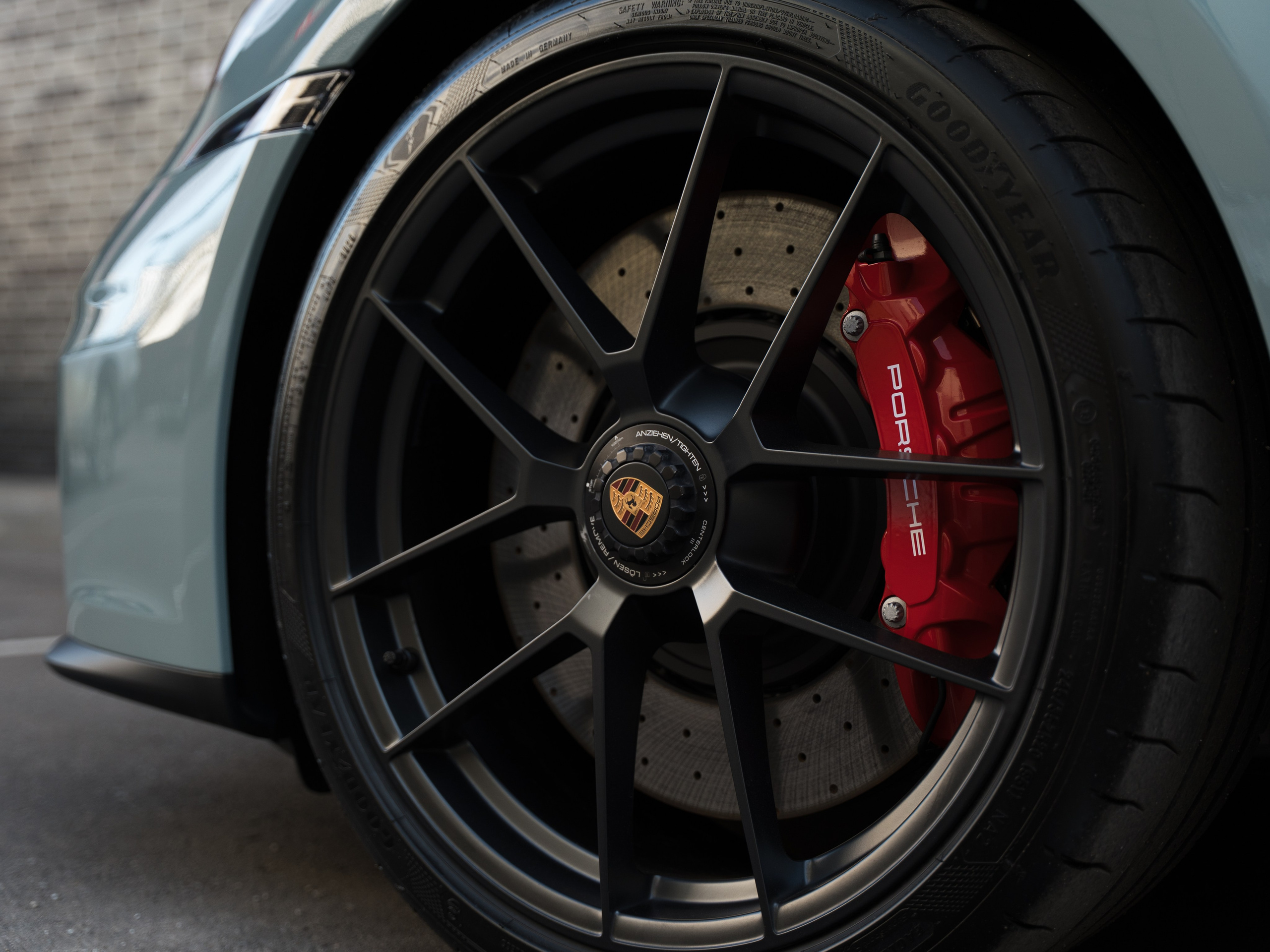 Porsche GTS. Автомобильный фотограф Москва