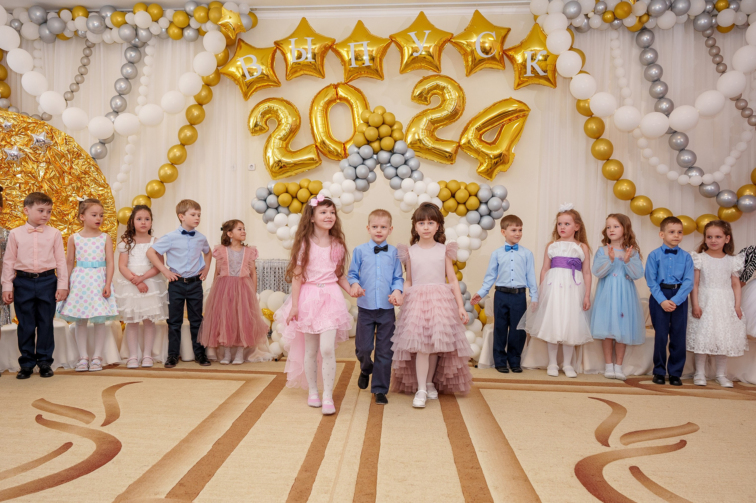 Выпускные в саду. Фотограф Юлия Попова