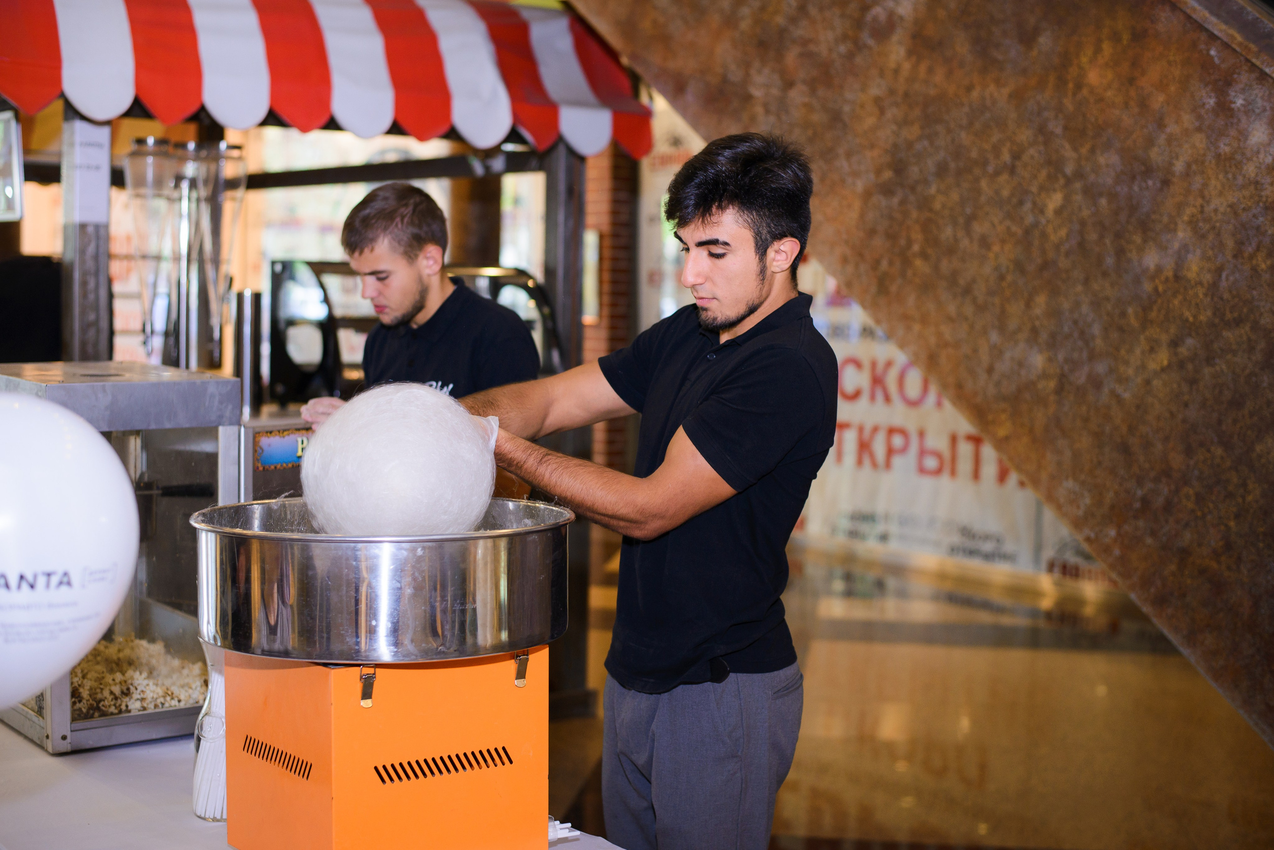 Трц Европа, презентанция Lada. Фотограф в Москве Казакова Анна