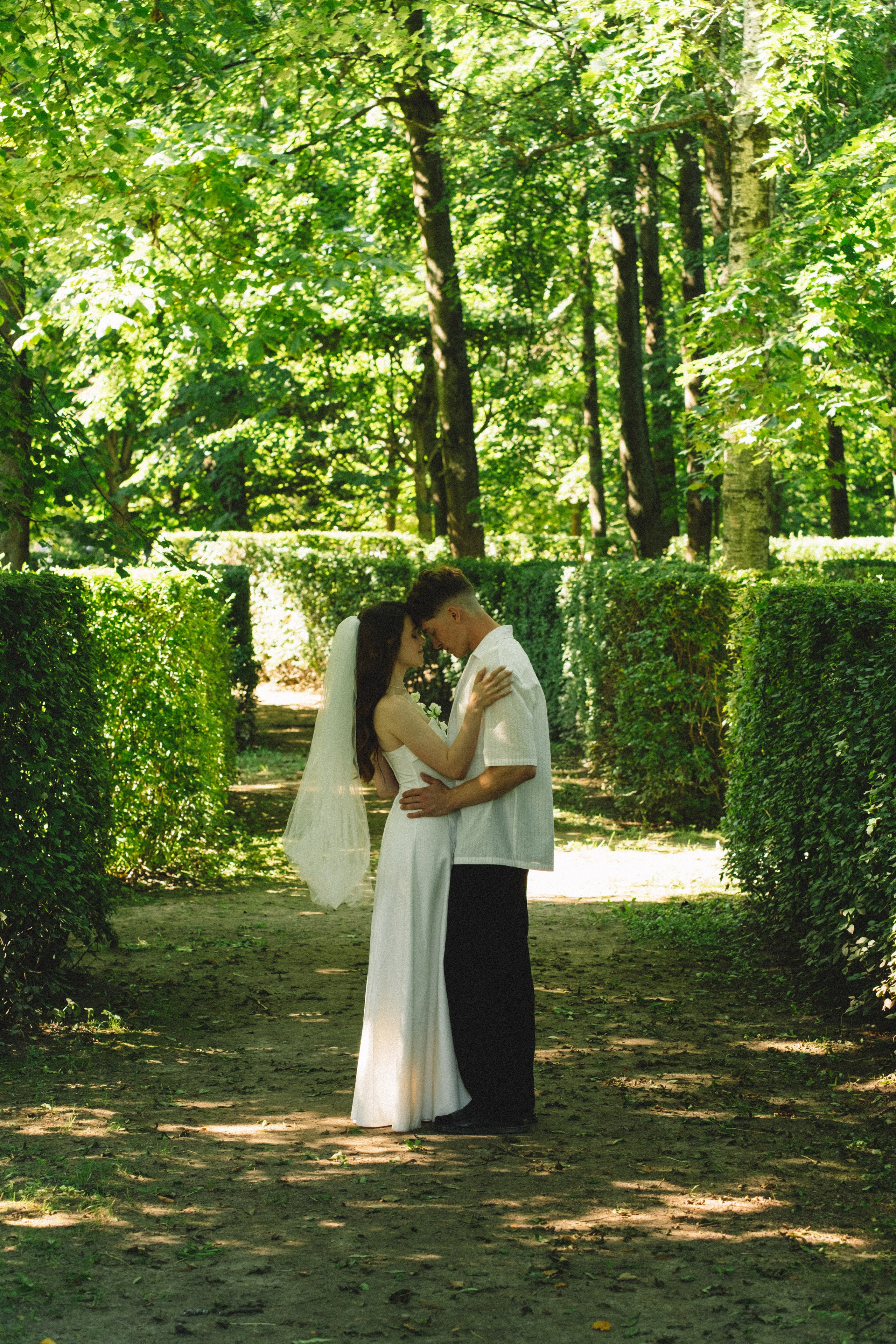 СВАДЕБНАЯ СЬЕМКА В ПЕТЕРГОФЕ И СЬЕМКА РЕПОРТАЖА В ЗАГСЕ ПЕТЕРГОФА. Профессиональный фотограф, Санкт-Петербург — Виктория Богомолова