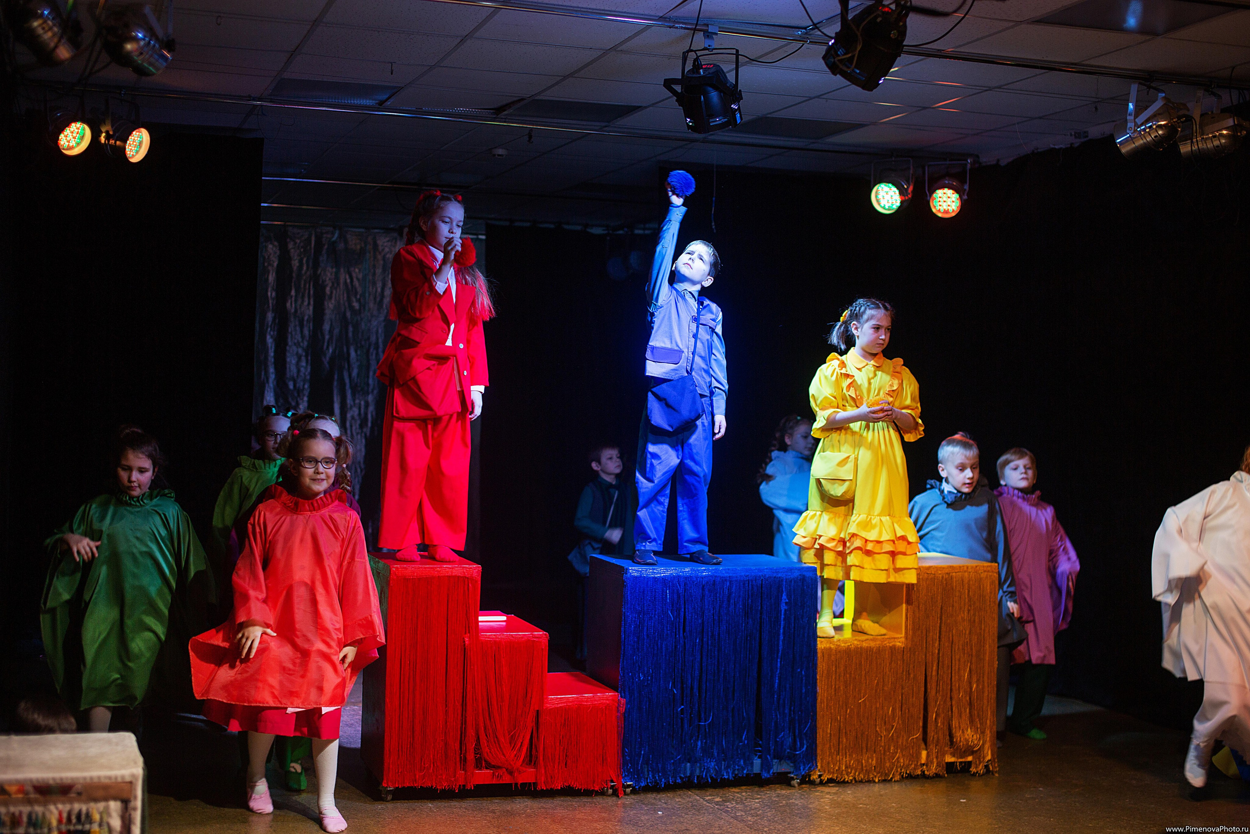 Карандаши «Театрум» ДТЦ, февраль. Семейный и детский фотограф в Петрозаводске