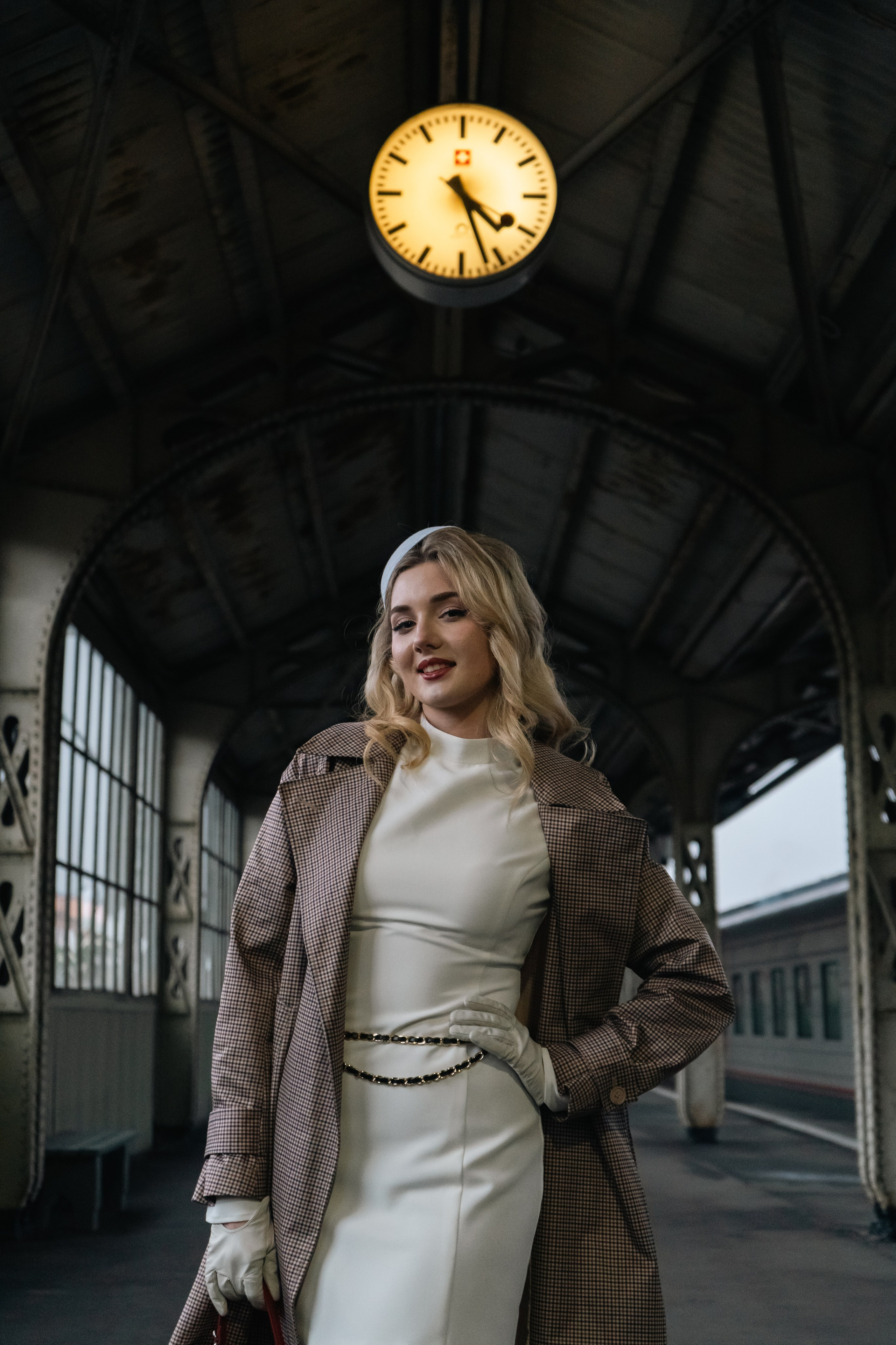 Женский портрет. Витебский вокзал. Фотограф в Санкт-Петербурге Дарья Фелингер