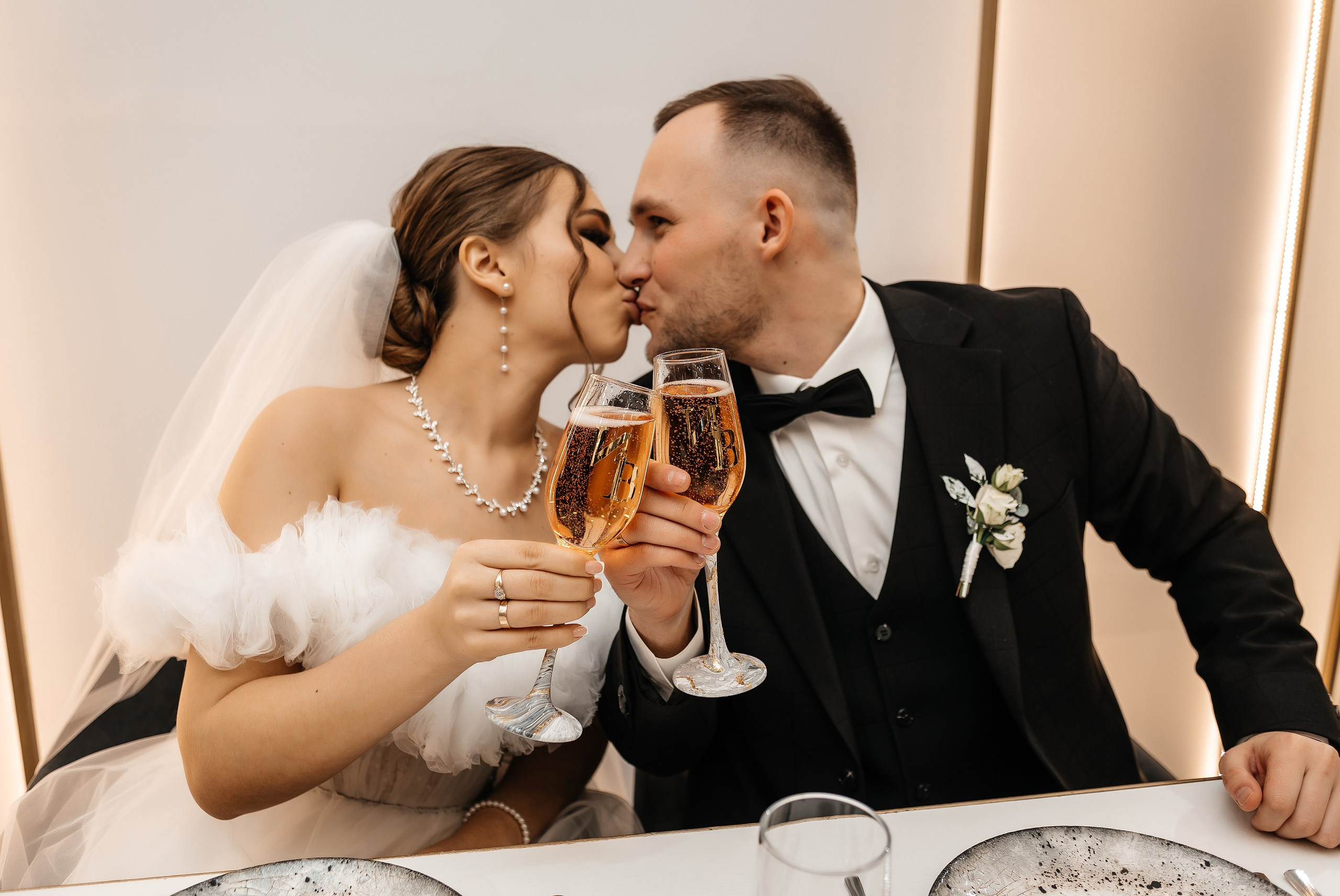 Вероника & Игорь | 22.02.25. Свадебный и семейный фотограф в Омске Евгения Хакимова