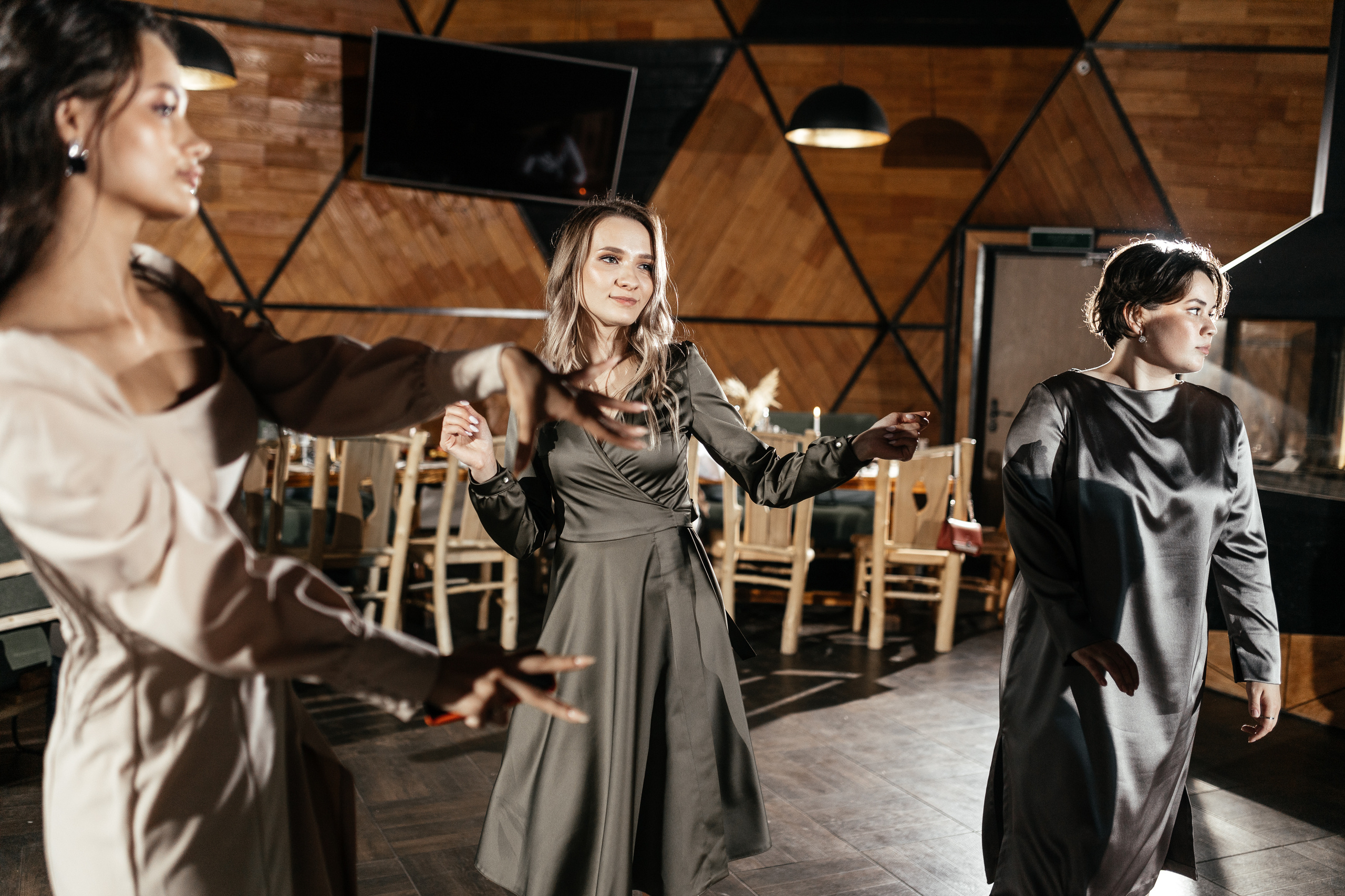 Свадебный фотограф Уфа — Руслан ГабдлисламовЖивые эмоции, красивые кадры, воспоминания на всю жизнь.Работаю по всей Республике Башкортоста. Свадебный фотограф Уфа Руслан Габдлисламов