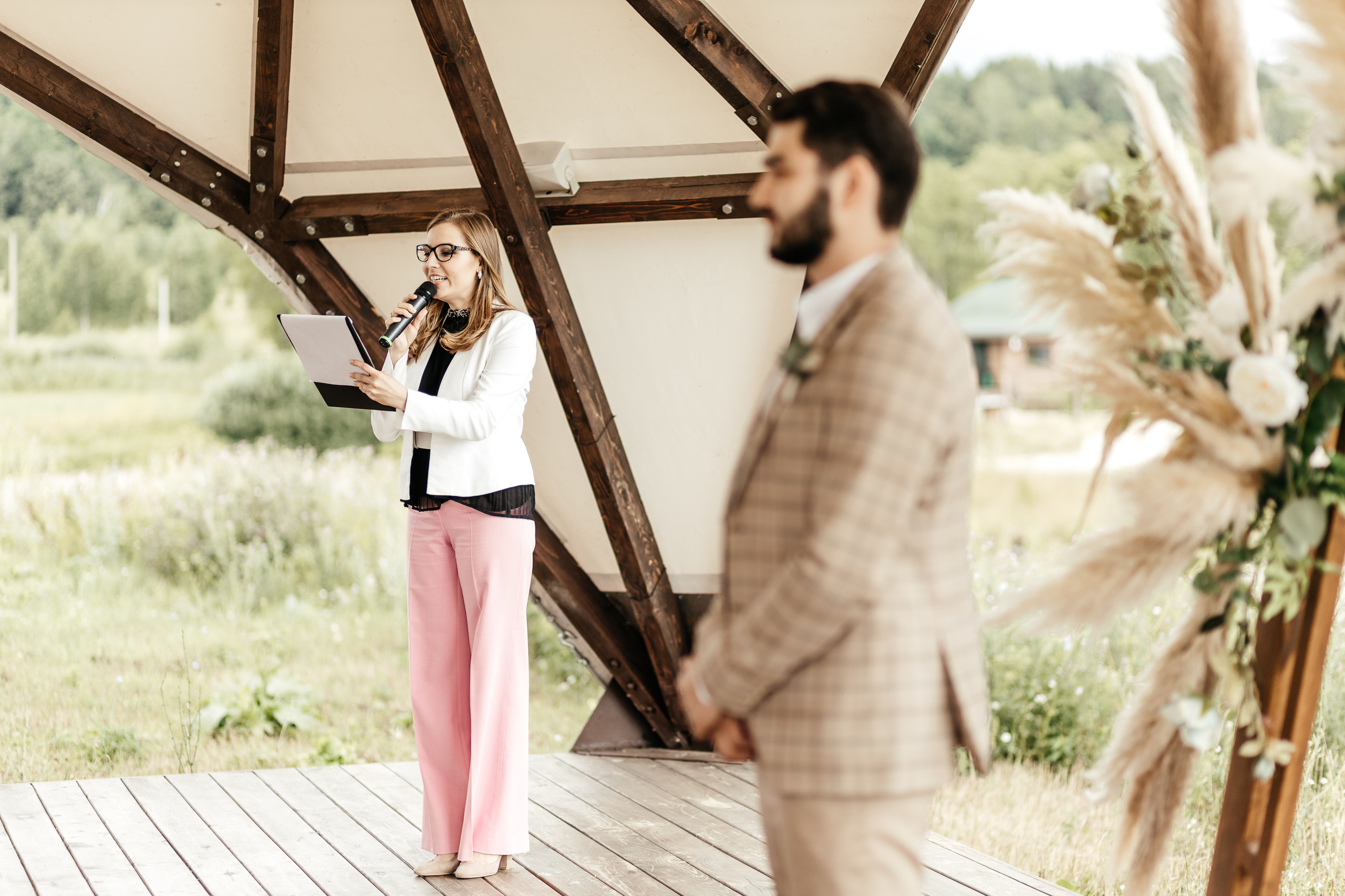 Свадебный фотограф Уфа — Руслан ГабдлисламовЖивые эмоции, красивые кадры, воспоминания на всю жизнь.Работаю по всей Республике Башкортоста. Свадебный фотограф Уфа Руслан Габдлисламов