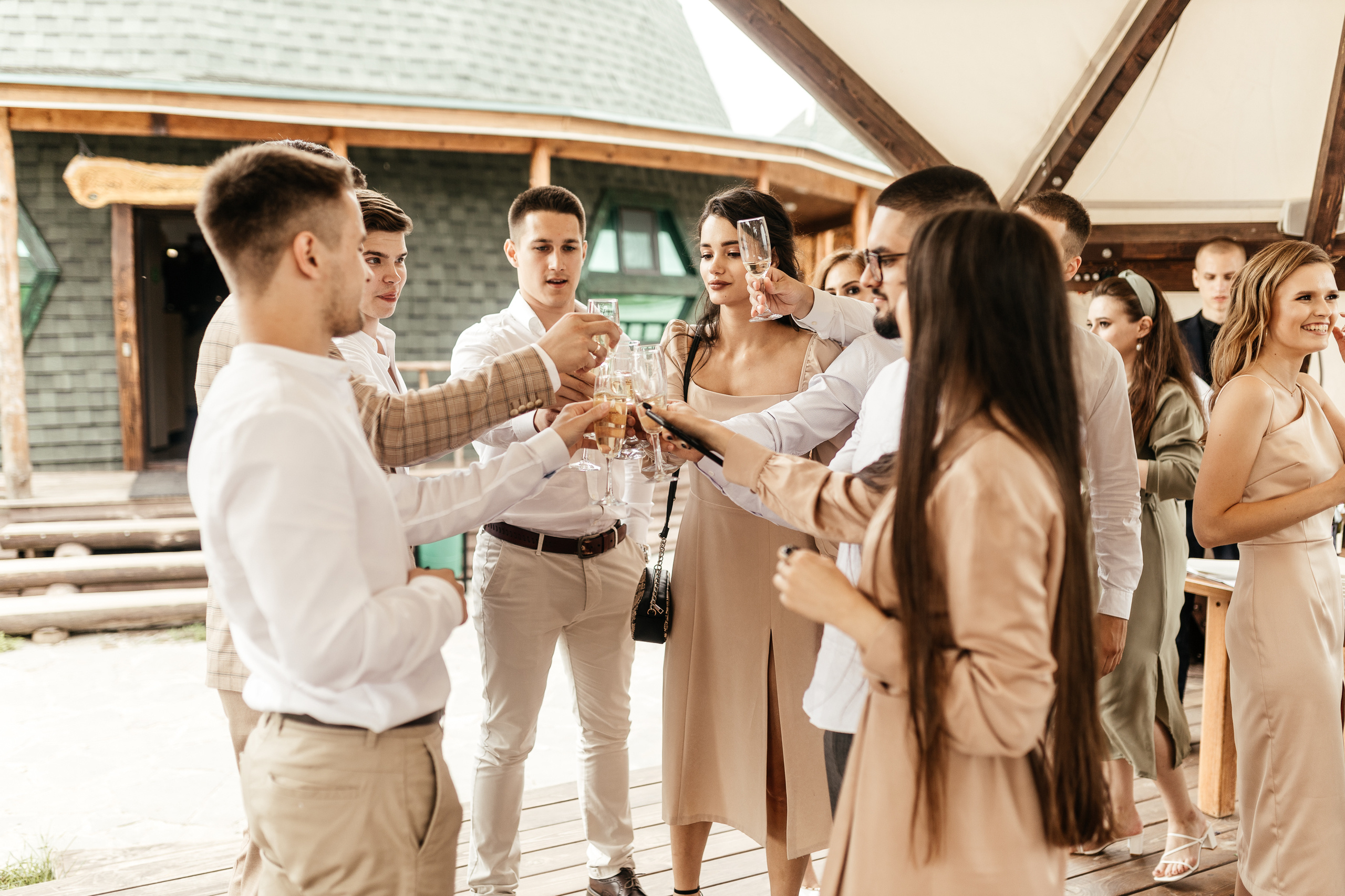 Свадебный фотограф Уфа — Руслан ГабдлисламовЖивые эмоции, красивые кадры, воспоминания на всю жизнь.Работаю по всей Республике Башкортоста. Свадебный фотограф Уфа Руслан Габдлисламов
