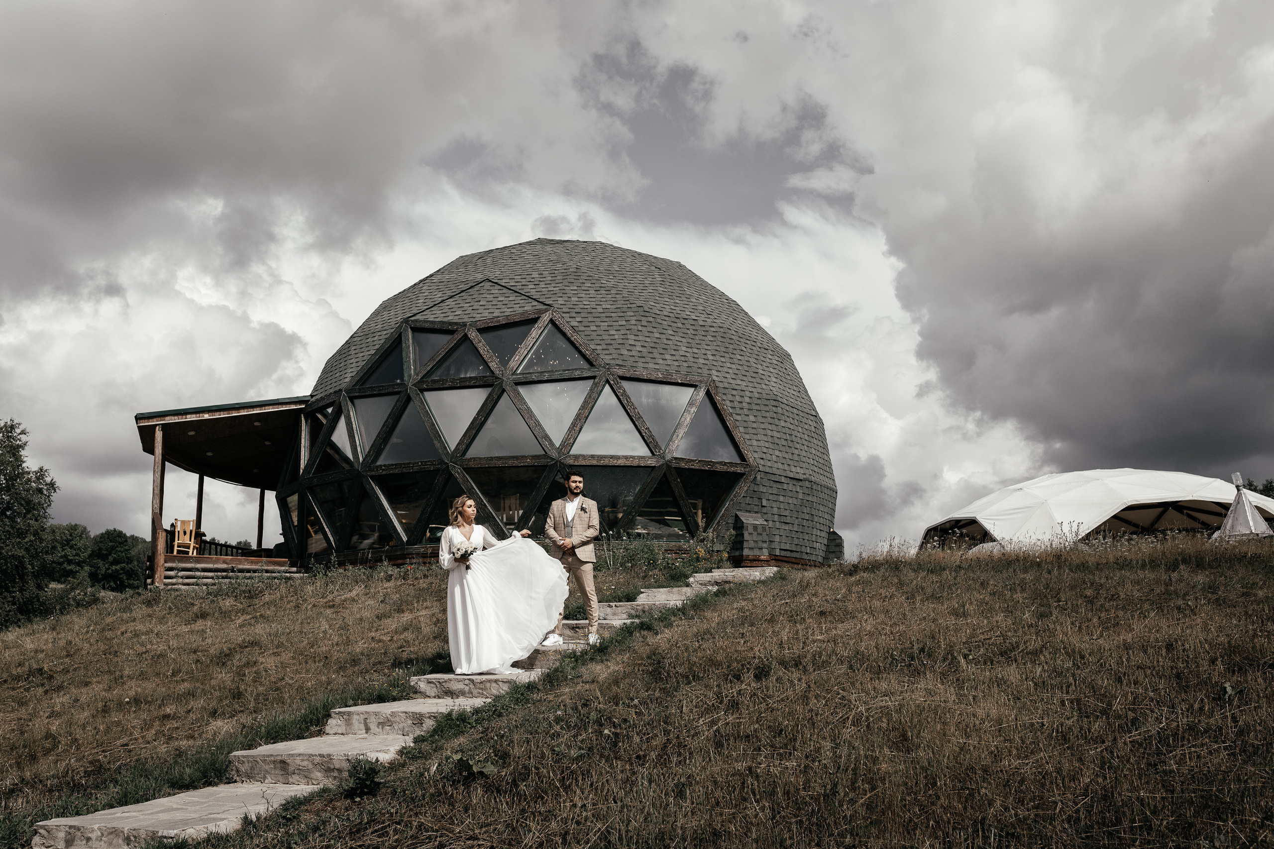 Свадебный фотограф Уфа — Руслан ГабдлисламовЖивые эмоции, красивые кадры, воспоминания на всю жизнь.Работаю по всей Республике Башкортоста. Свадебный фотограф Уфа Руслан Габдлисламов