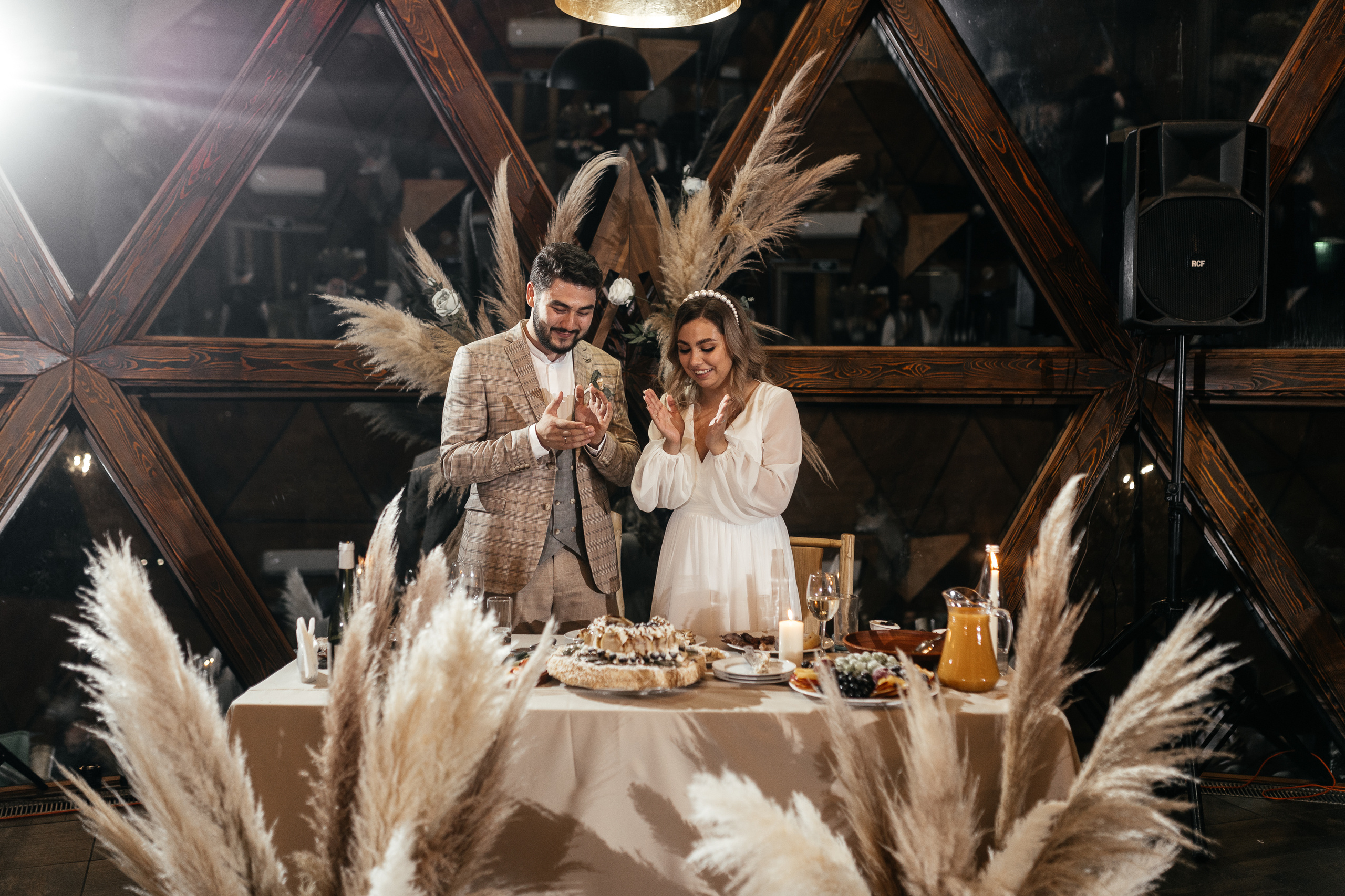 Свадебный фотограф Уфа — Руслан ГабдлисламовЖивые эмоции, красивые кадры, воспоминания на всю жизнь.Работаю по всей Республике Башкортоста. Свадебный фотограф Уфа Руслан Габдлисламов