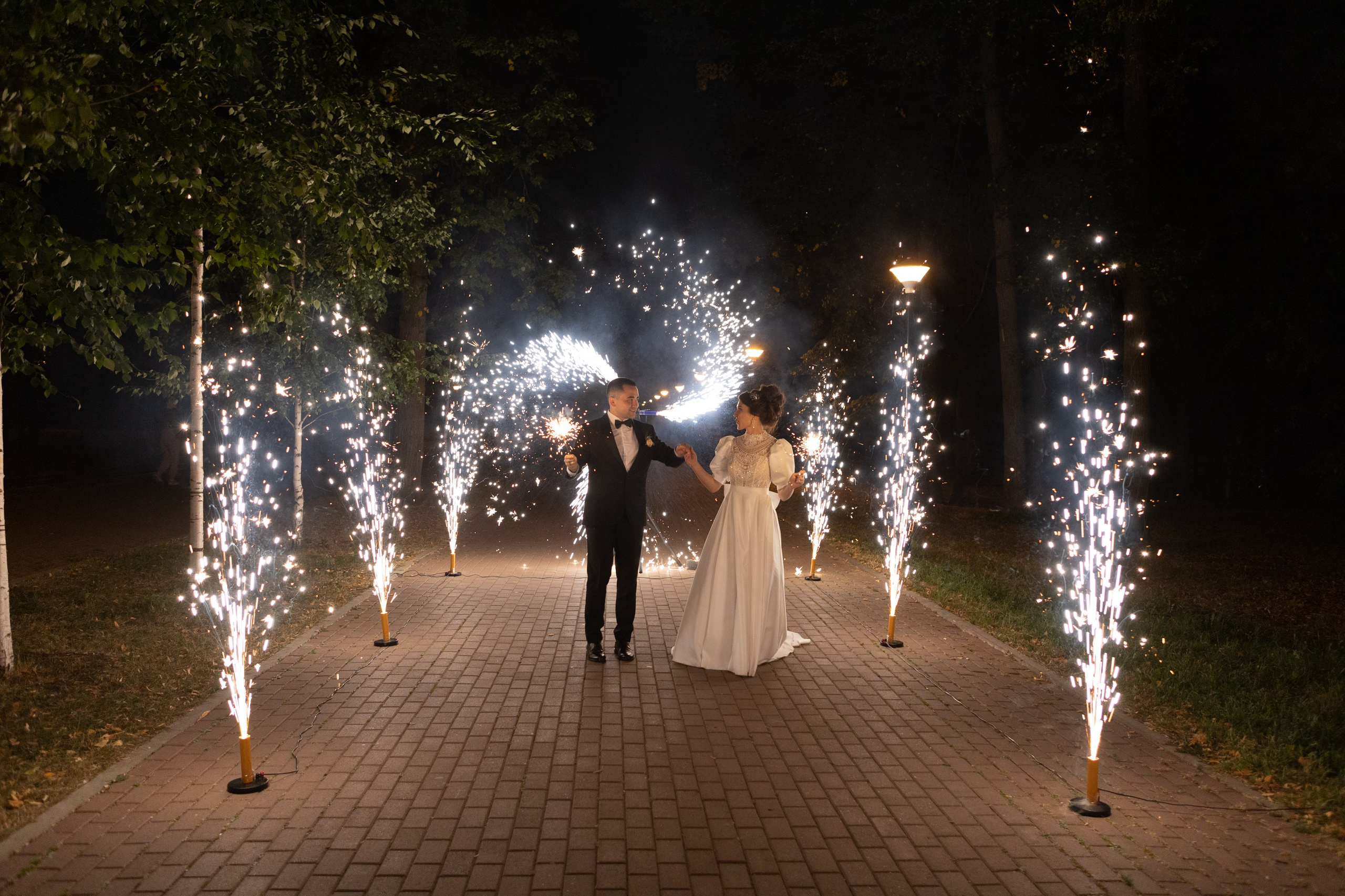 Свадебный фотограф Уфа — Руслан ГабдлисламовЖивые эмоции, красивые кадры, воспоминания на всю жизнь.Работаю по всей Республике Башкортоста. Свадебный фотограф Уфа Руслан Габдлисламов