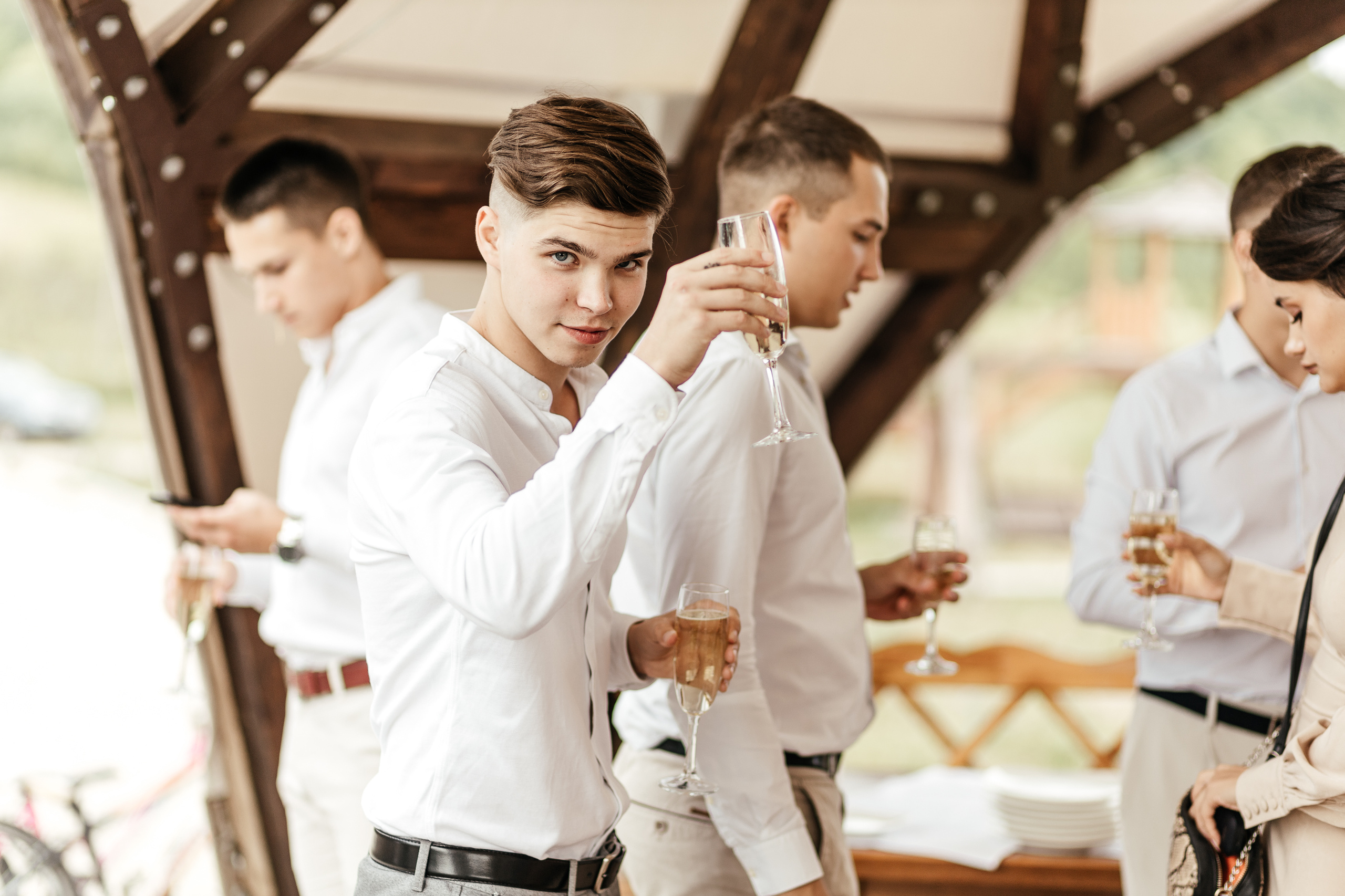 Свадебный фотограф Уфа — Руслан ГабдлисламовЖивые эмоции, красивые кадры, воспоминания на всю жизнь.Работаю по всей Республике Башкортоста. Свадебный фотограф Уфа Руслан Габдлисламов