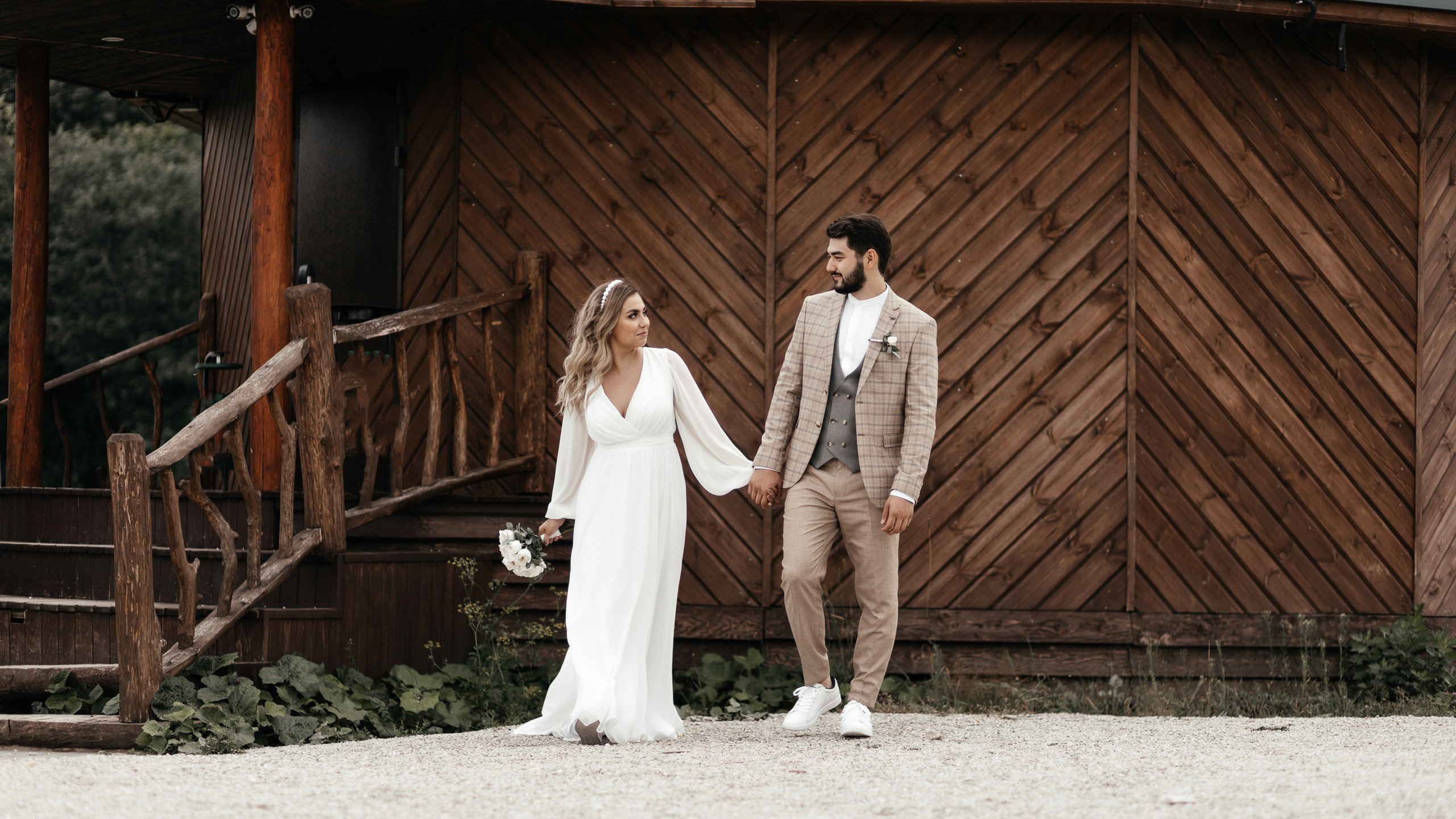 Свадебный фотограф Уфа — Руслан ГабдлисламовЖивые эмоции, красивые кадры, воспоминания на всю жизнь.Работаю по всей Республике Башкортоста. Свадебный фотограф Уфа Руслан Габдлисламов