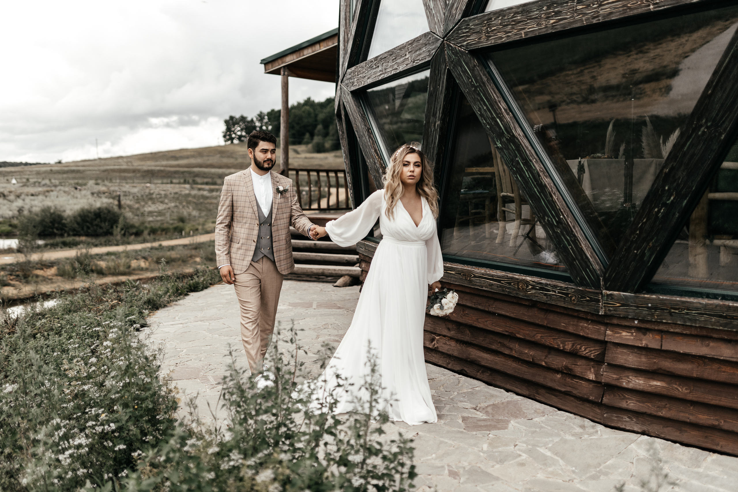 Свадебный фотограф Уфа — Руслан ГабдлисламовЖивые эмоции, красивые кадры, воспоминания на всю жизнь.Работаю по всей Республике Башкортоста. Свадебный фотограф Уфа Руслан Габдлисламов