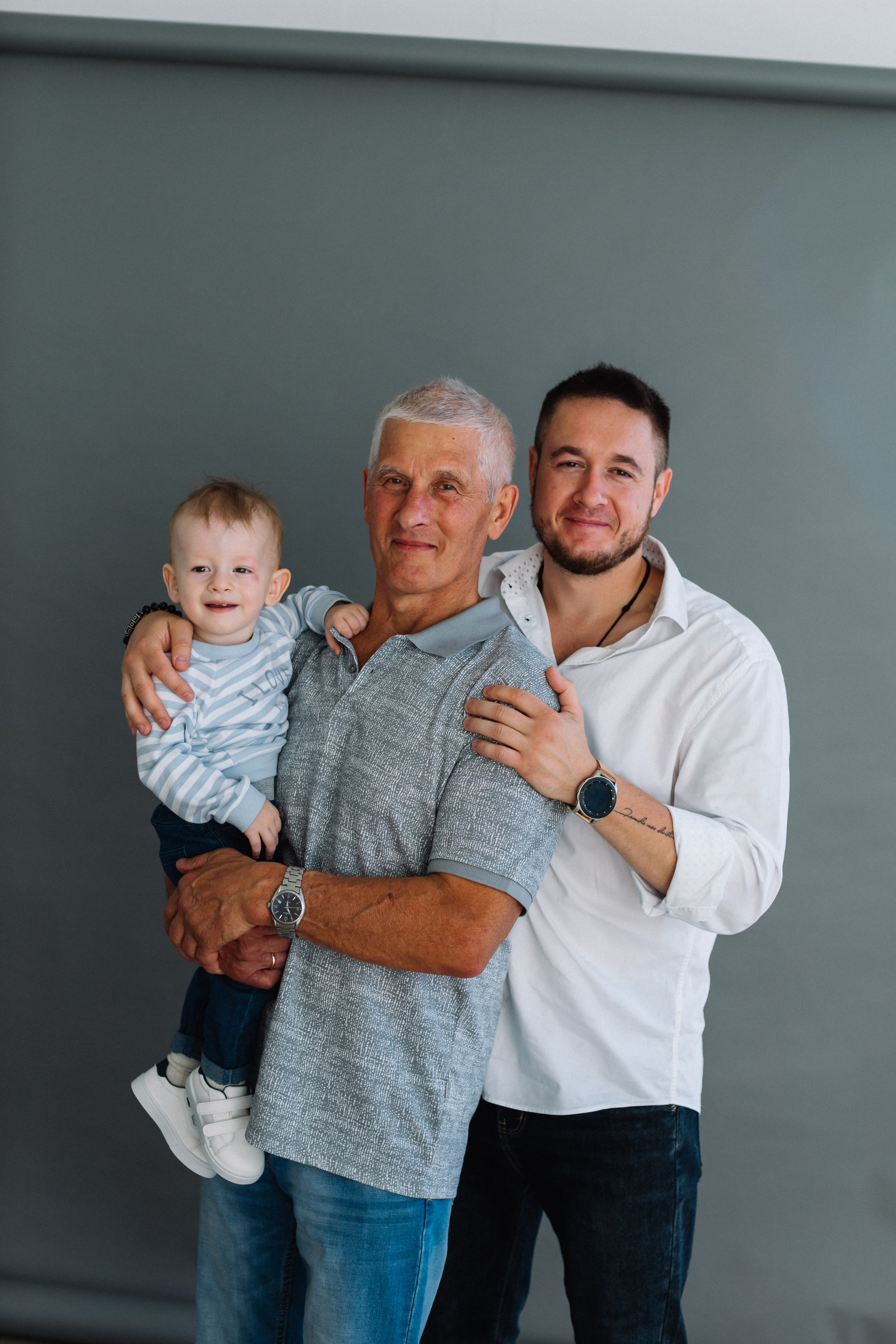 большая семья фотосессия новосибирск фотограф студия семейный детский 