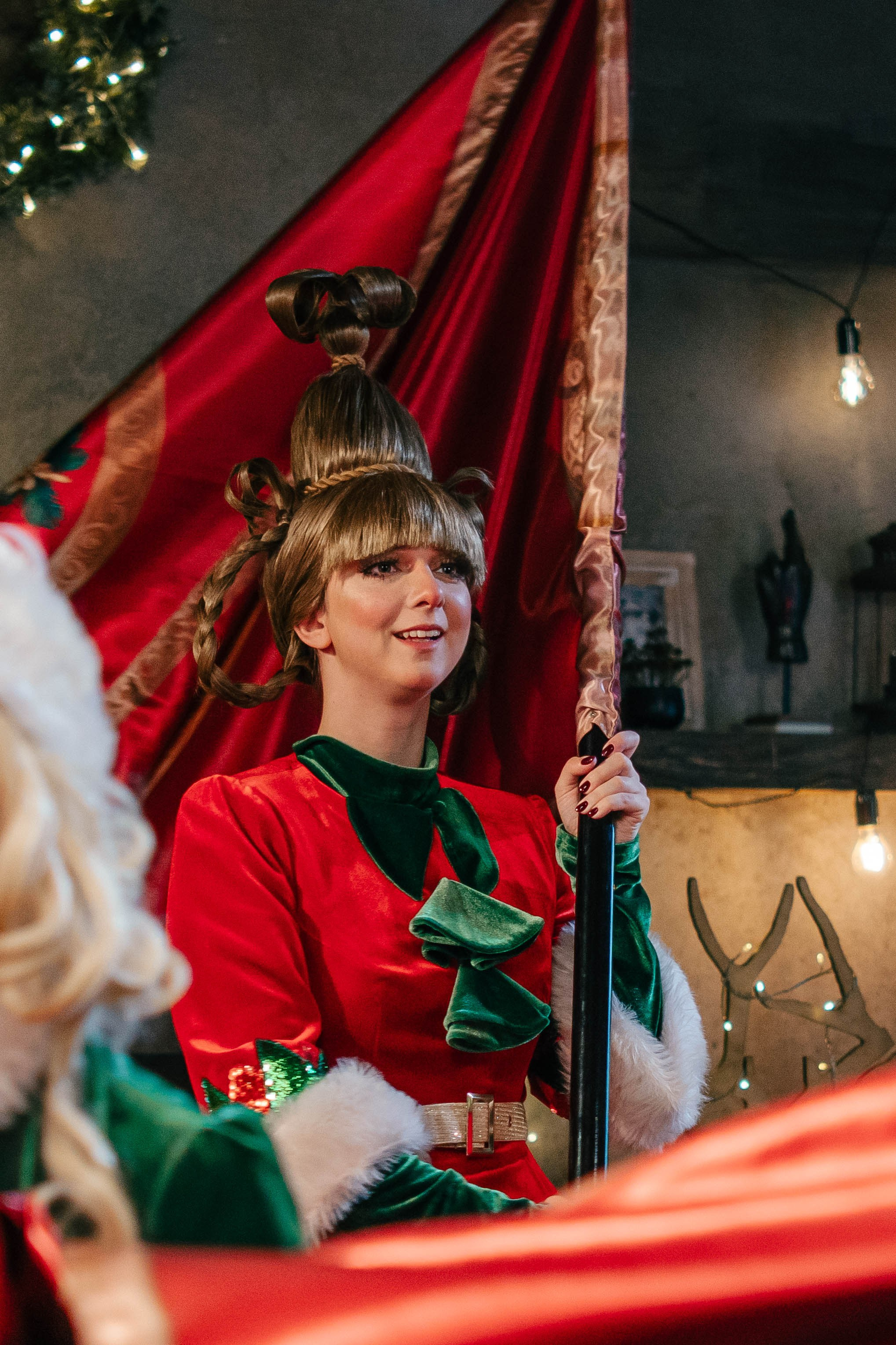 Гринч Circus Zone. Фотограф / видеограф в Москве и Сочи Sofia Riversong