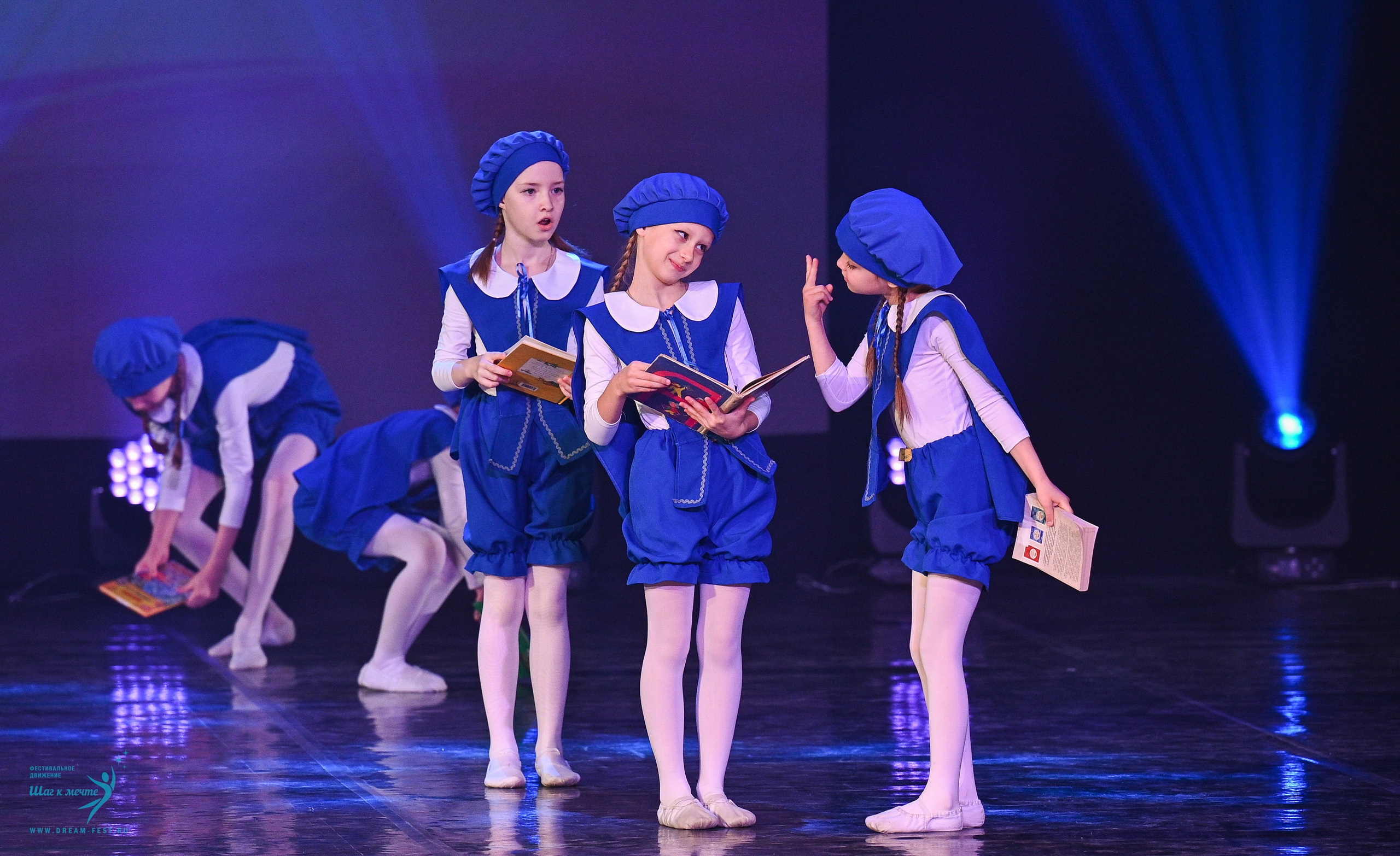 24.05.2025 «Мир под названием — Искусство танца» Фестивальное движение «Шаг к мечте» г. Кострома. Медиастудия Фото Концепт