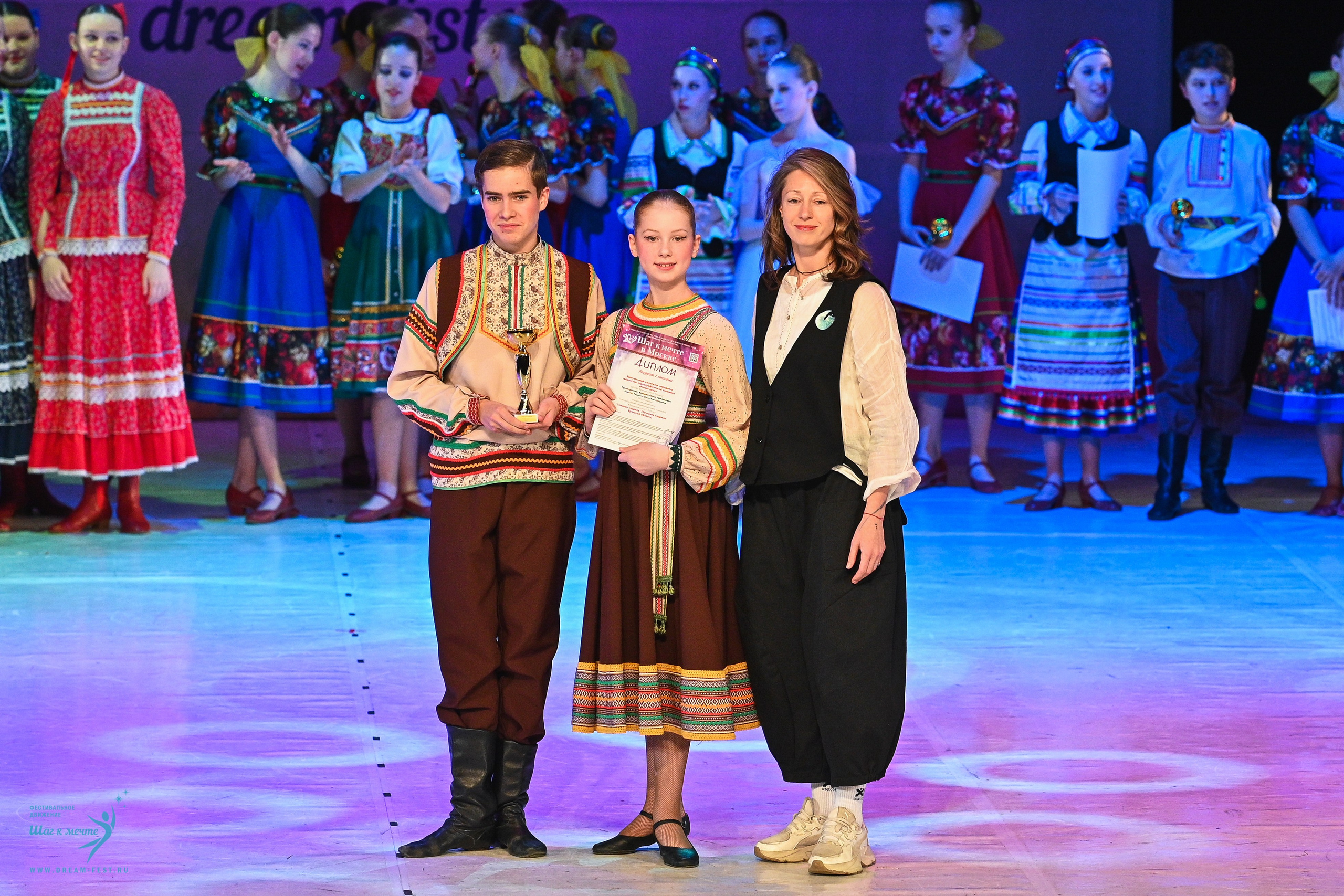 11.04.2025 Фестивальное движение «Шаг к мечте» г. Москва. Медиастудия Фото Концепт