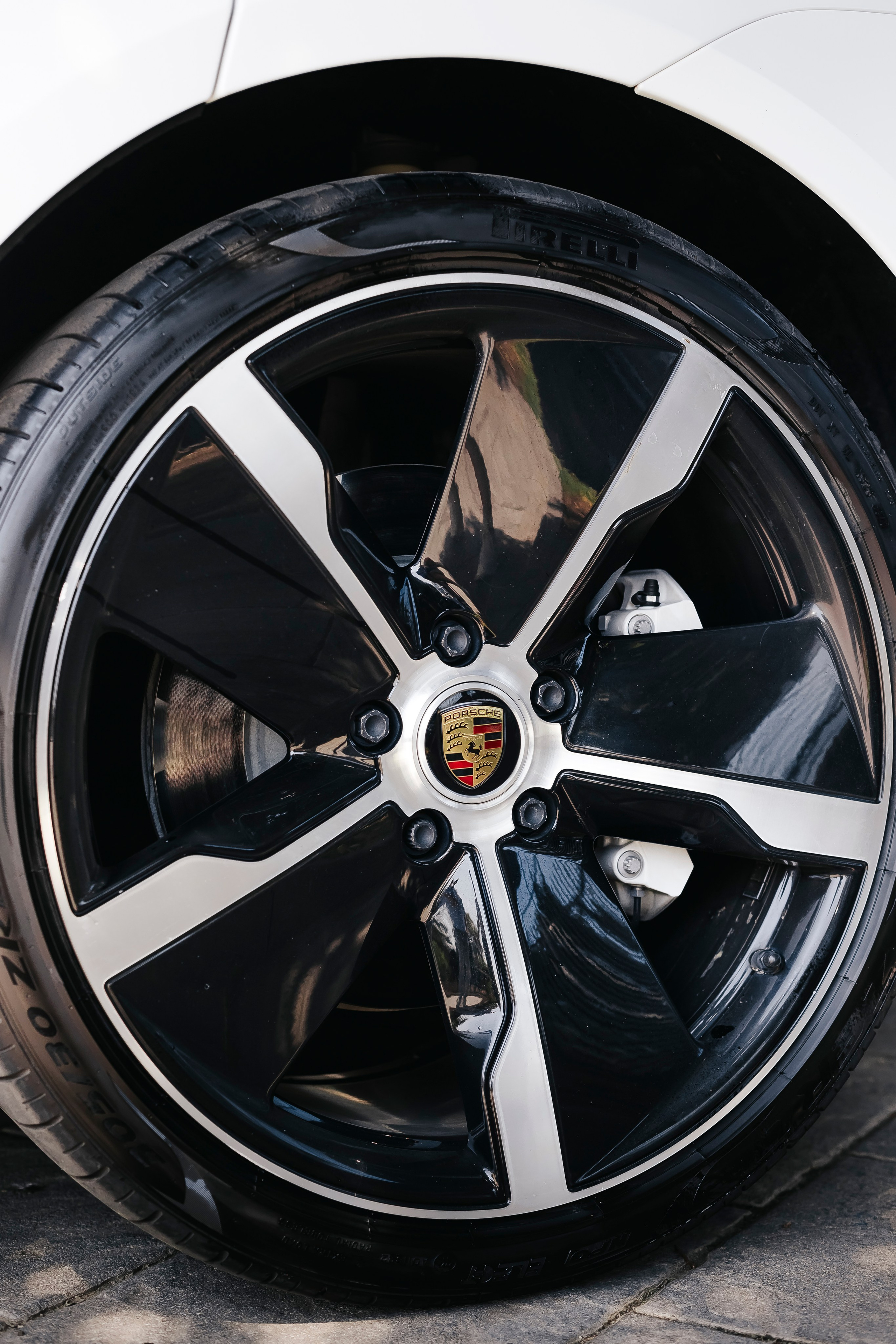 Porsche Taycan Turbo. Автомобильный фотограф, видеограф в Краснодаре Левшакова Анжелика