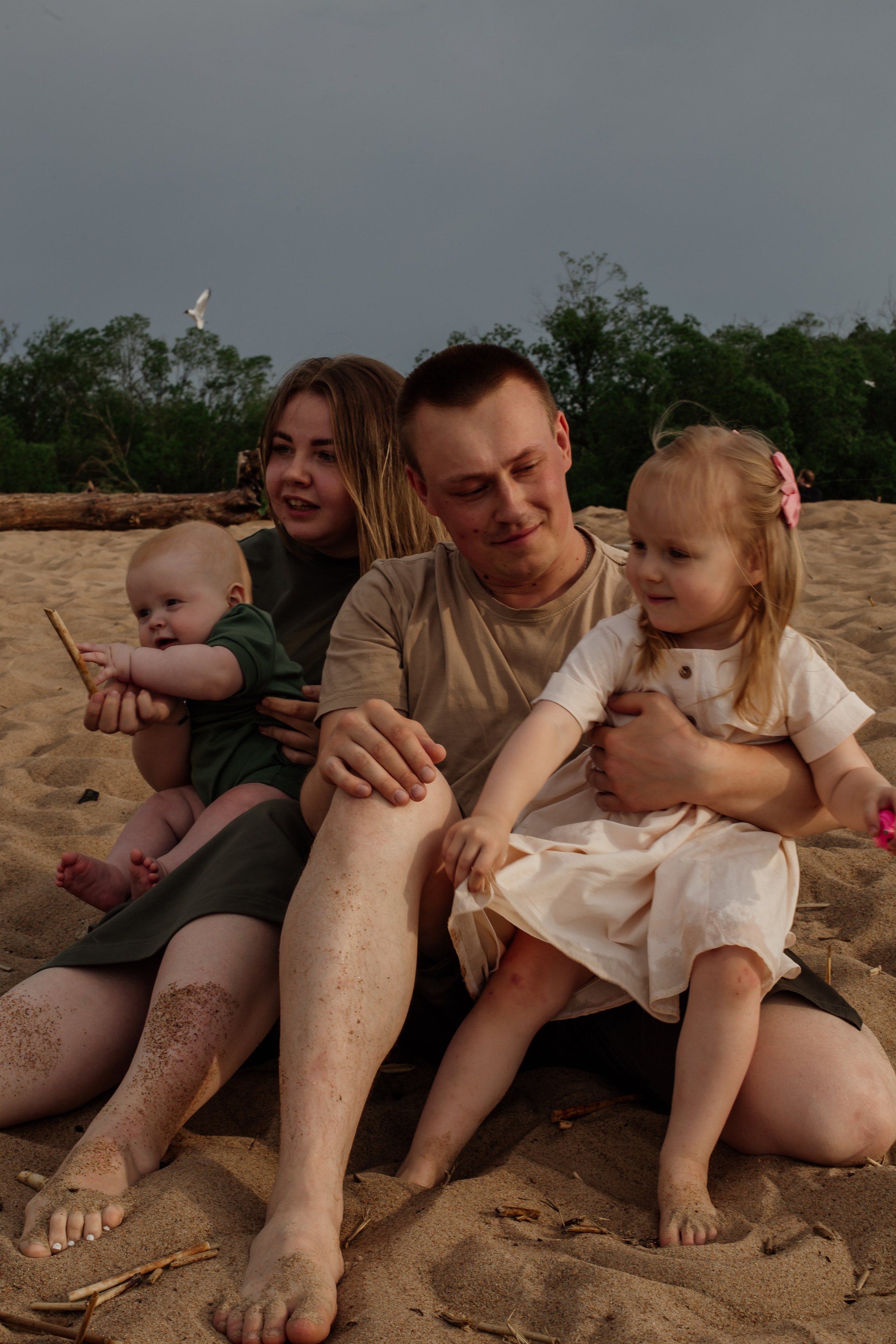 Настя Паша Поля Лева. Фотограф в Санкт-Петербурге Дарья Заплитная