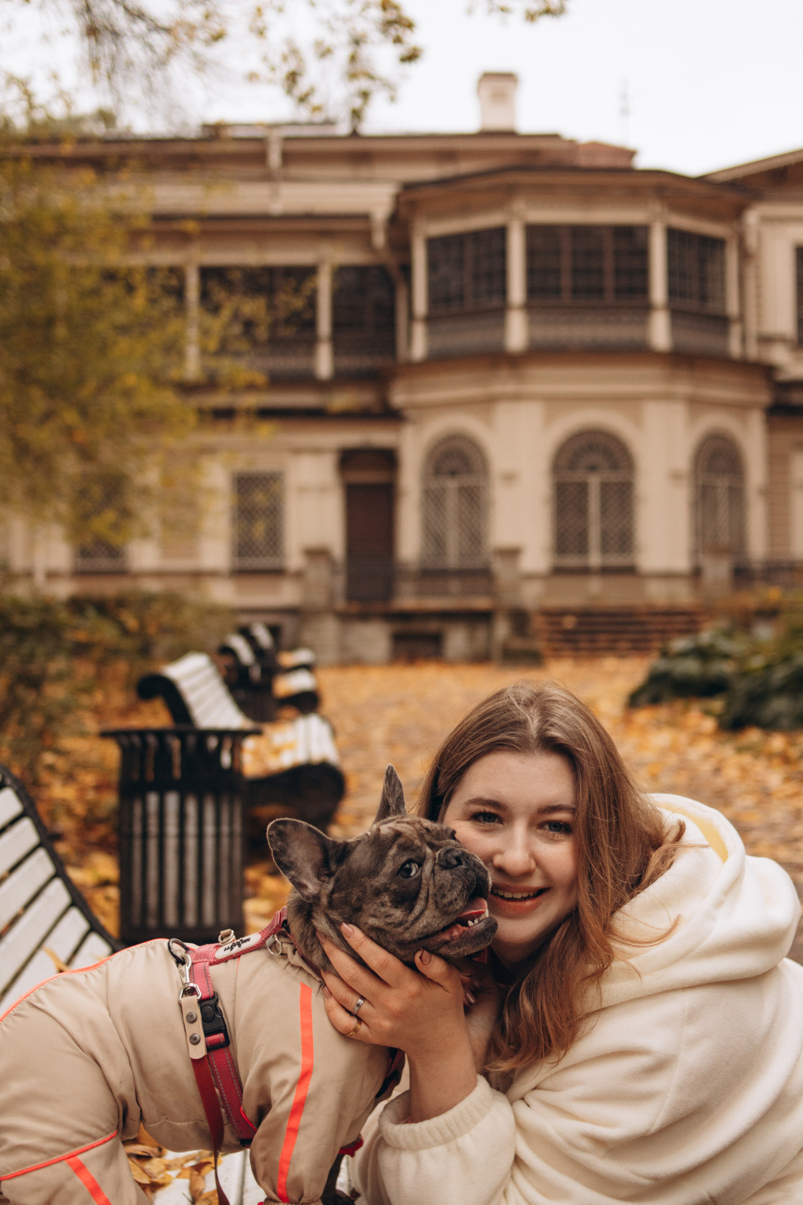 Алёна и Моника в красках осени. Фотограф-анималист в Санкт-Петербурге