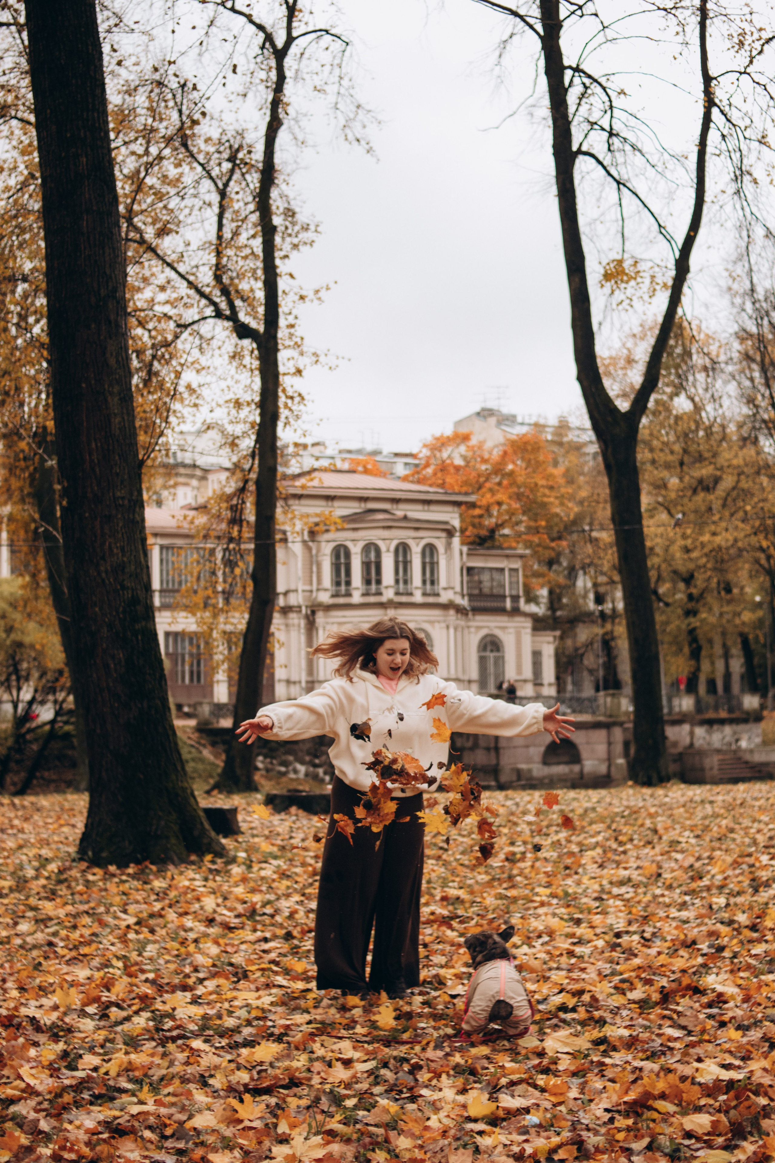 Алёна и Моника в красках осени. Фотограф-анималист в Санкт-Петербурге