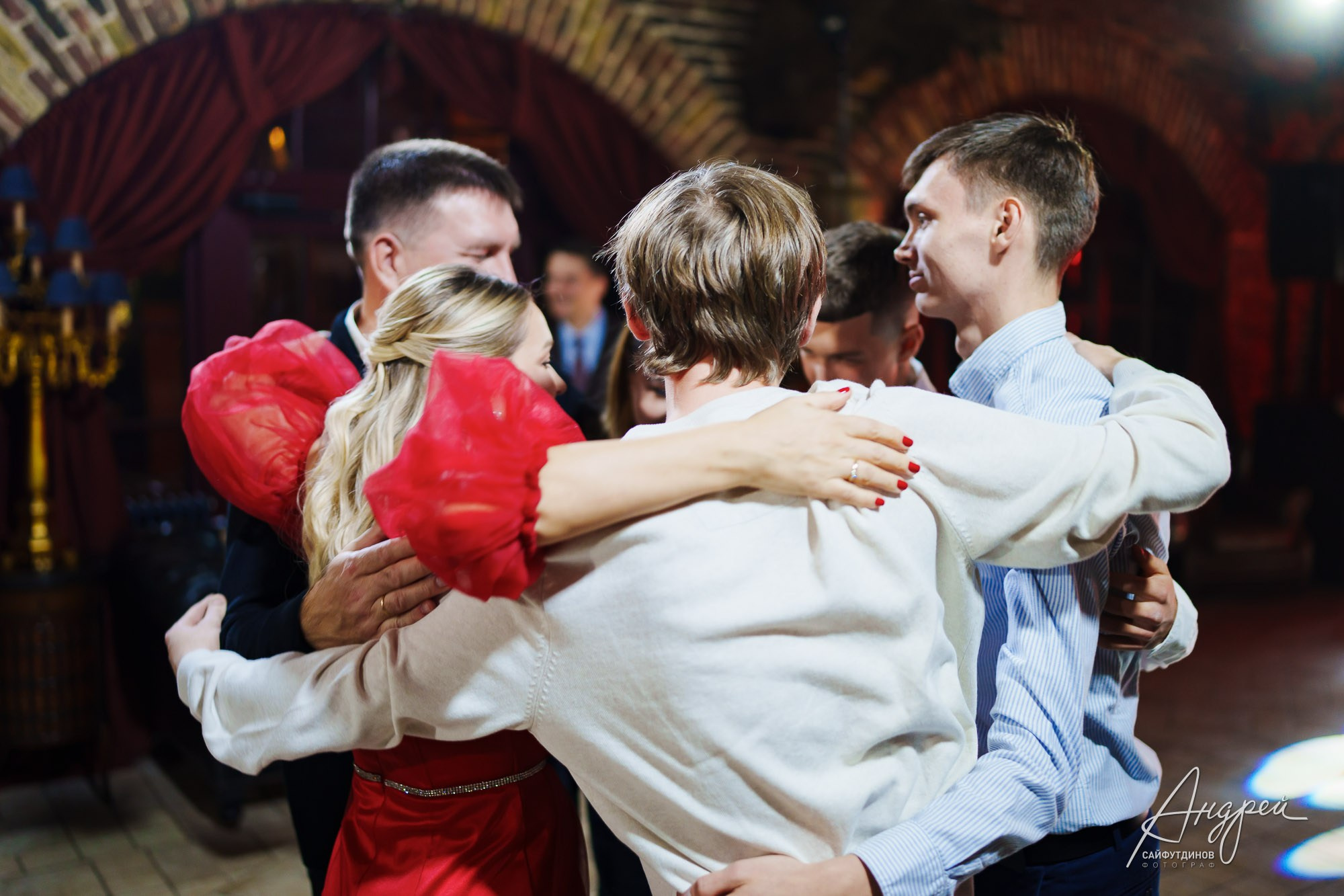 День рождения Ольги. Old House. Свадебный и семейный фотограф в Ростове-на-Дону. Андрей Сайфутдинов
