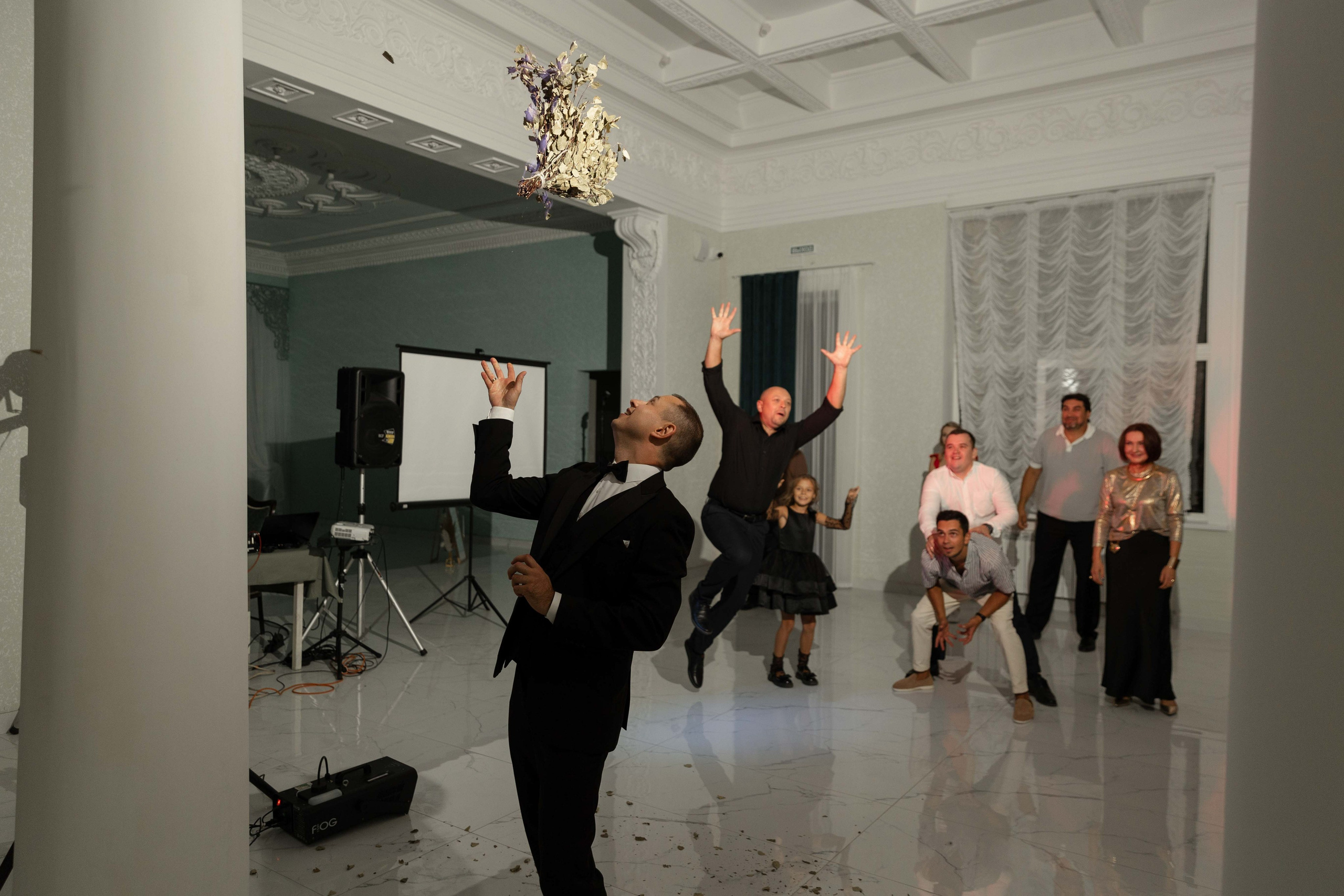 Дом Культуры. Я Ира и я фотографирую свадьбы более 10 лет