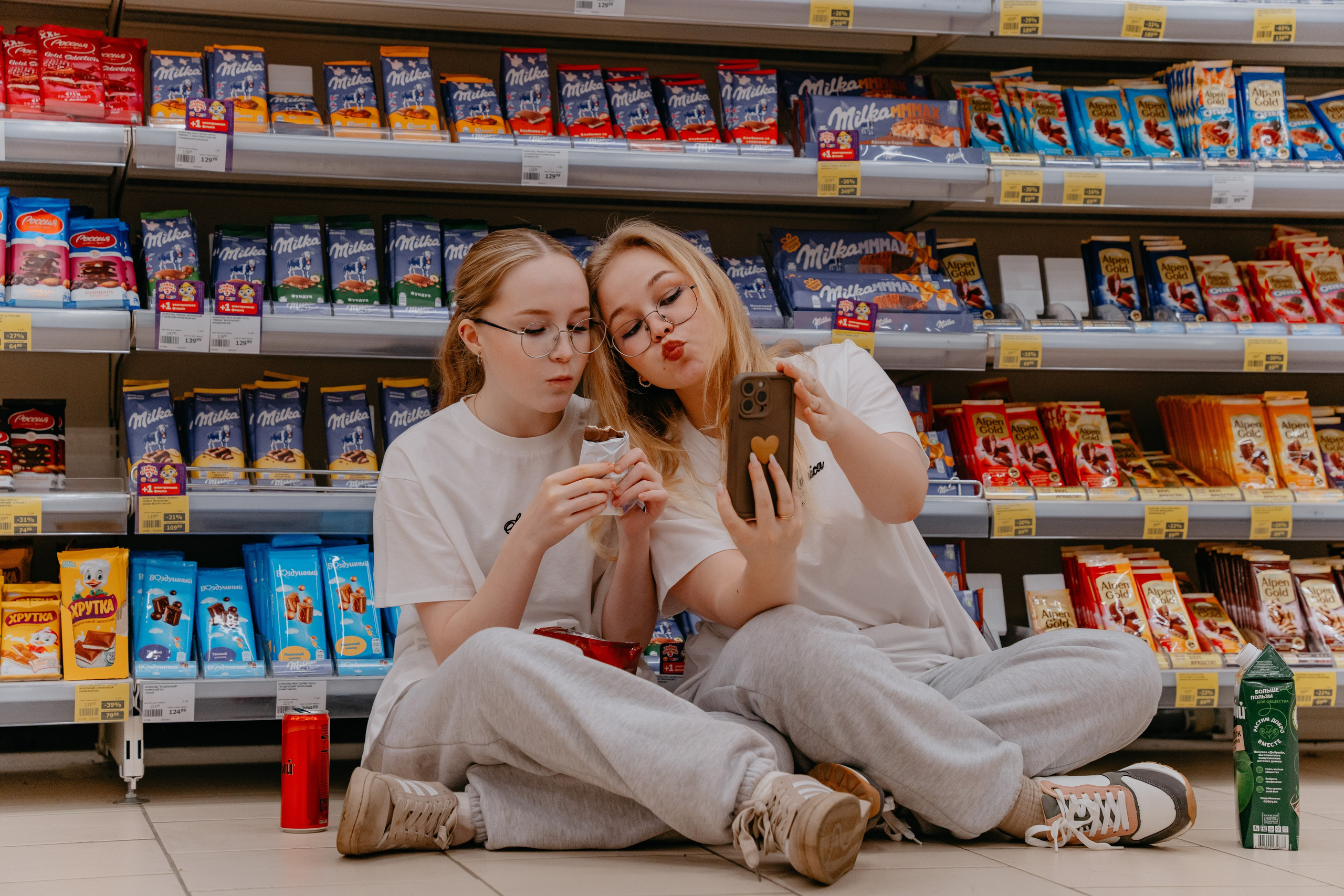 Поехали в ТЦ?