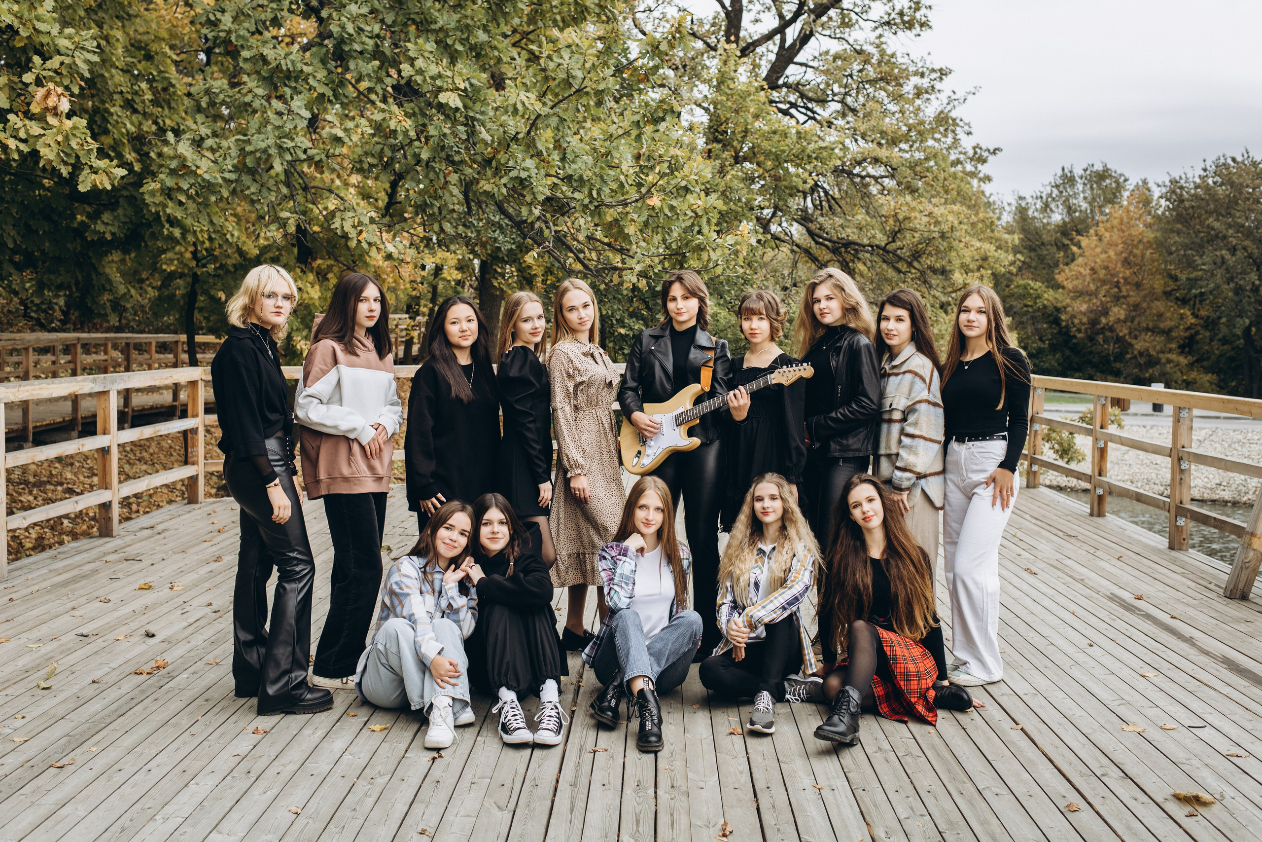 Выпускной класс на альбомы в школе+природа. Портретный и семейный фотограф в Саратове Елена Шустова